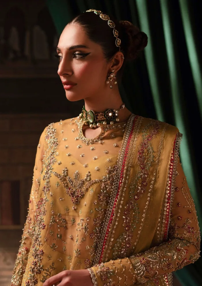 Zevk Bano Rani Mughal Raaniyaan 25 Luxury Lawn Collection - Image 4