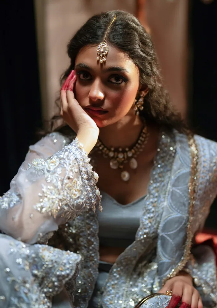 Zevk Mughal Rani Mughal Raaniyaan 25 Luxury Lawn Collection - Image 3