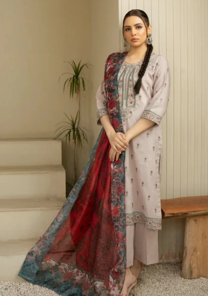 Ziara MCL 01 Nina