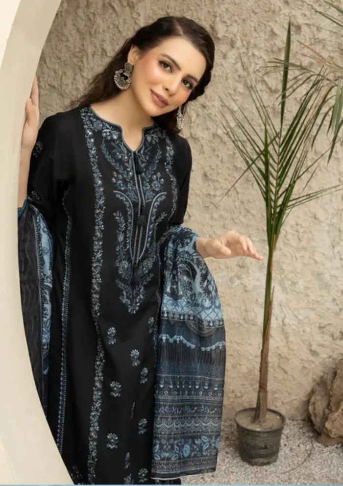 Ziara MCL 03 Mira Embroidered 25 Luxury Lawn Collection - Image 4