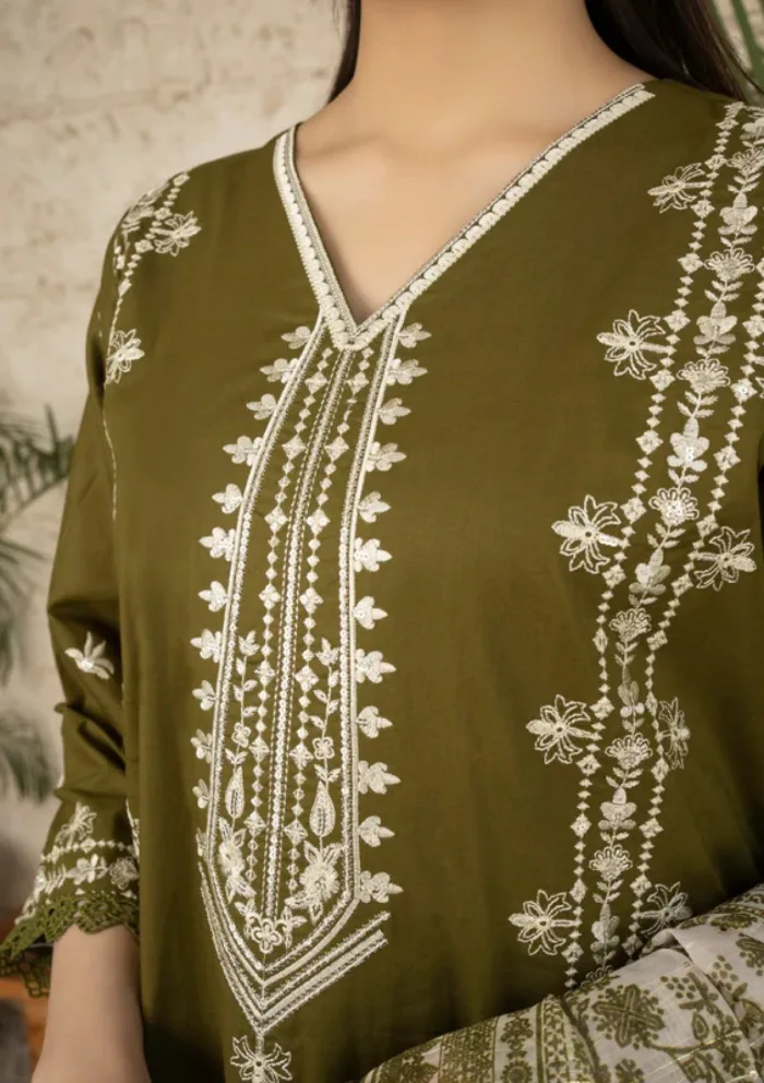 Ziara MCL 05 Zoya Embroidered 25 Luxury Lawn Collection - Image 4