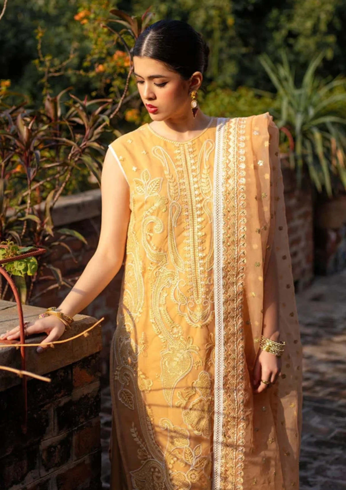 Ali Xeeshan Inara Chanda Pret 5 Ali Xeeshan Inara Chanda Pret