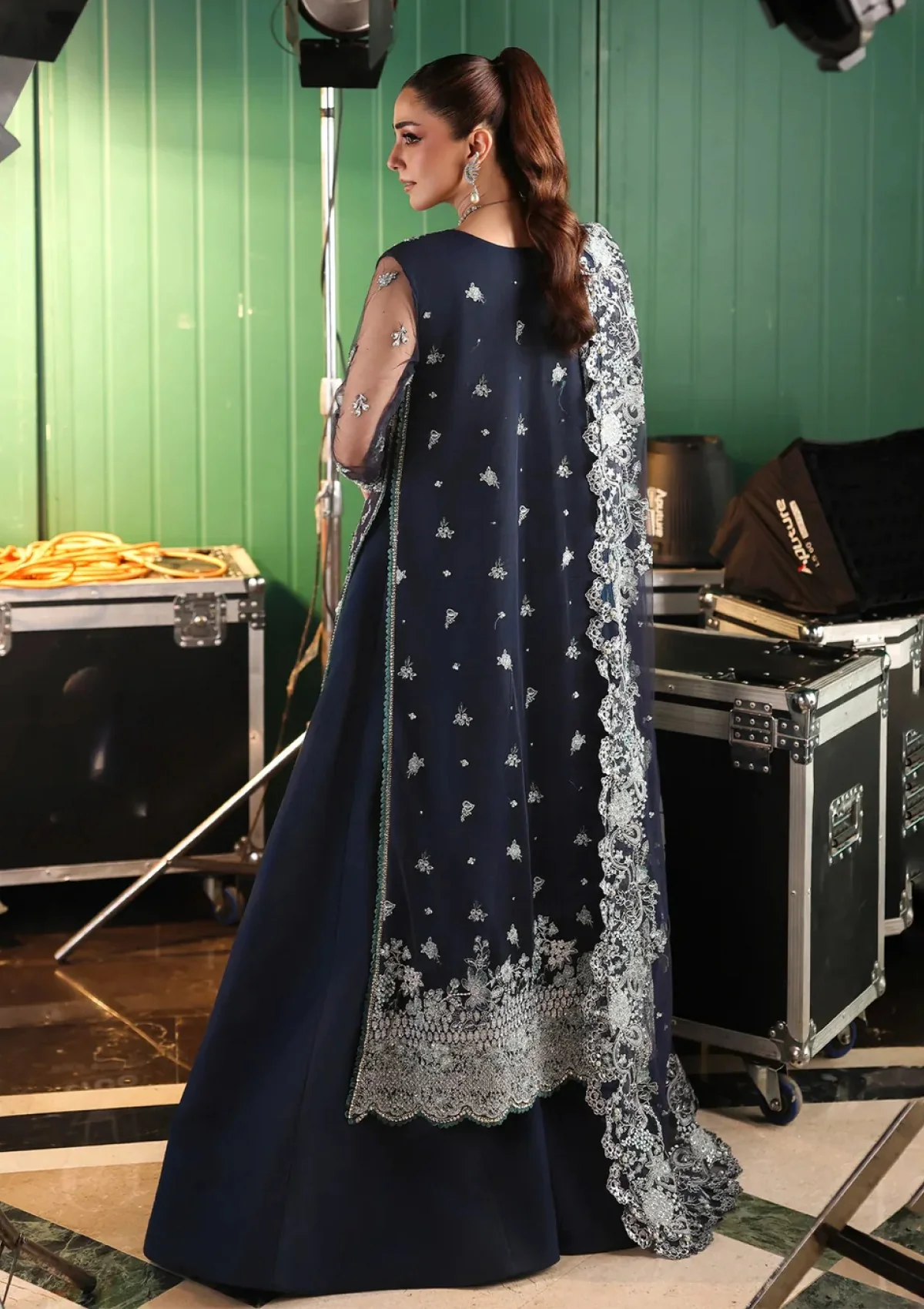 Elaf Premium Esh-06 Skyfall Stardom Handwork 25 Formals 4 Elaf Premium Esh-06 Skyfall