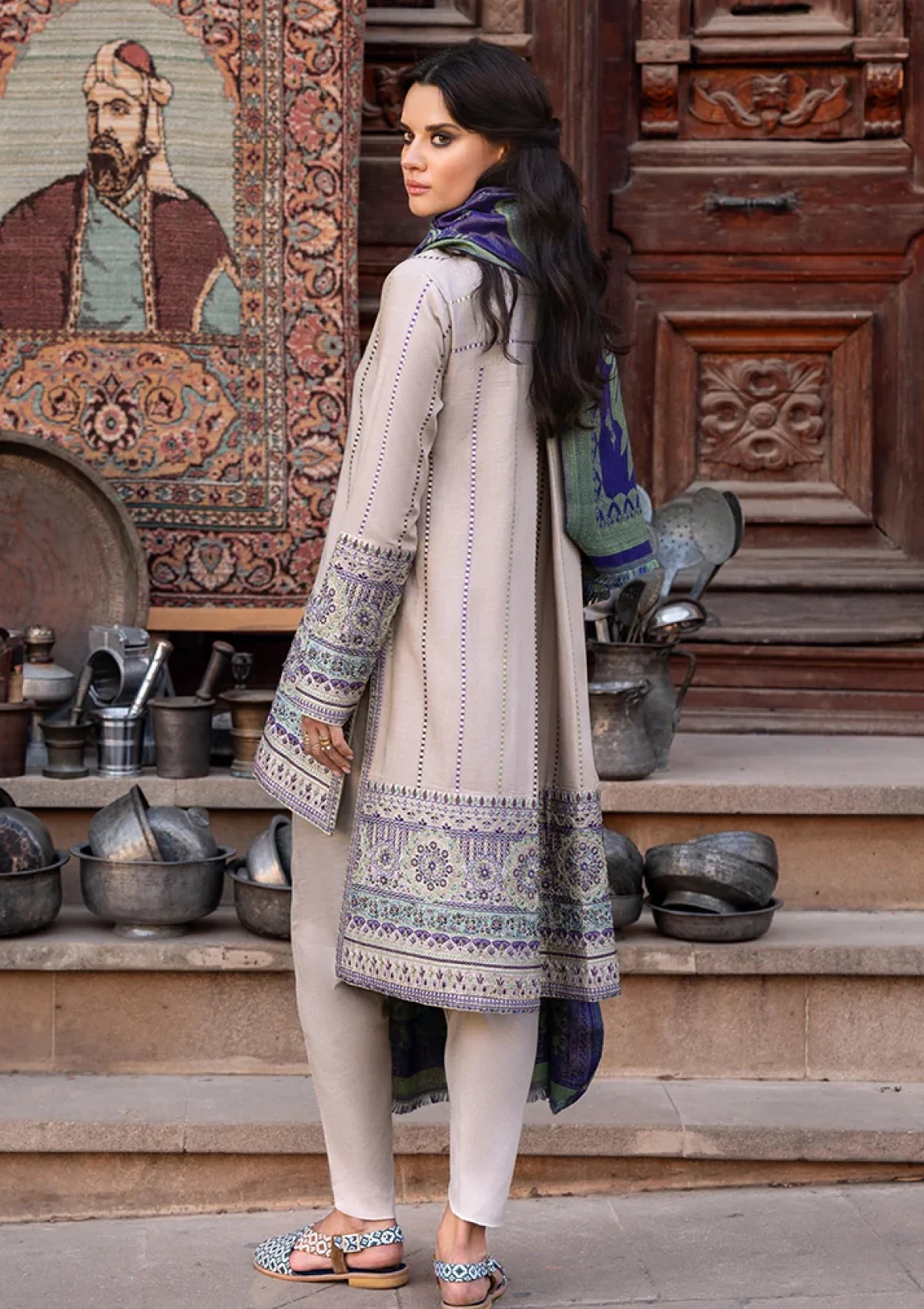 Esmel Eld-104 Liora Lueur Dorient 25 Winter 4 Esmel Eld-104