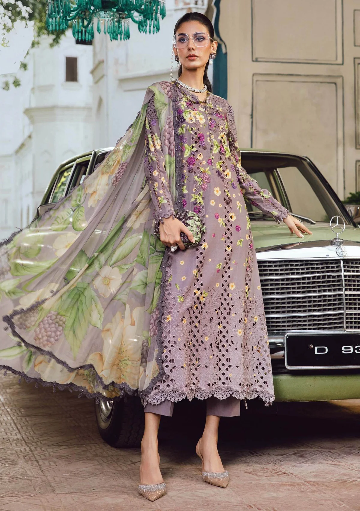 Maria B Mrm-06B Rani Mahal M Prints 25 Winter 1 Maria B Mrm-06B