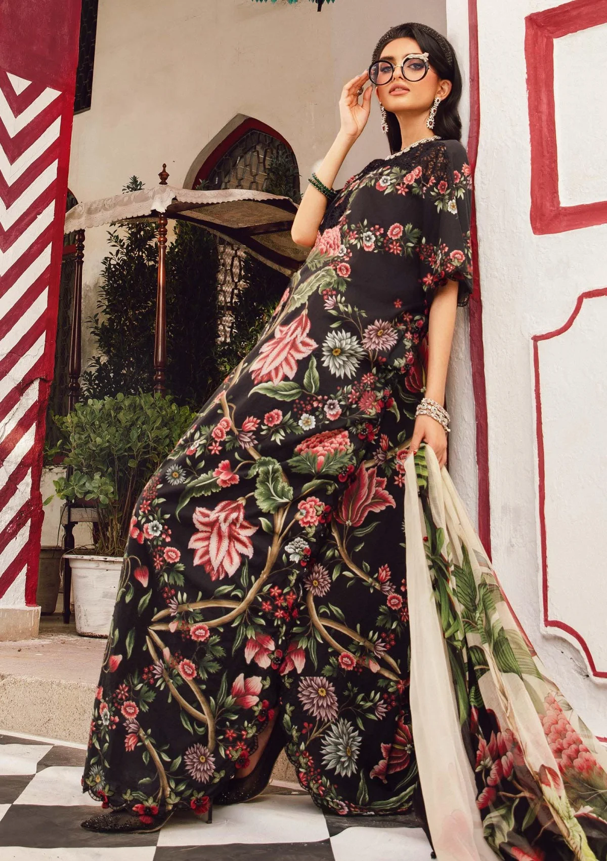 Maria B Mrm-09B Rani Mahal M Prints 25 Winter 3 Maria B Mrm-09B