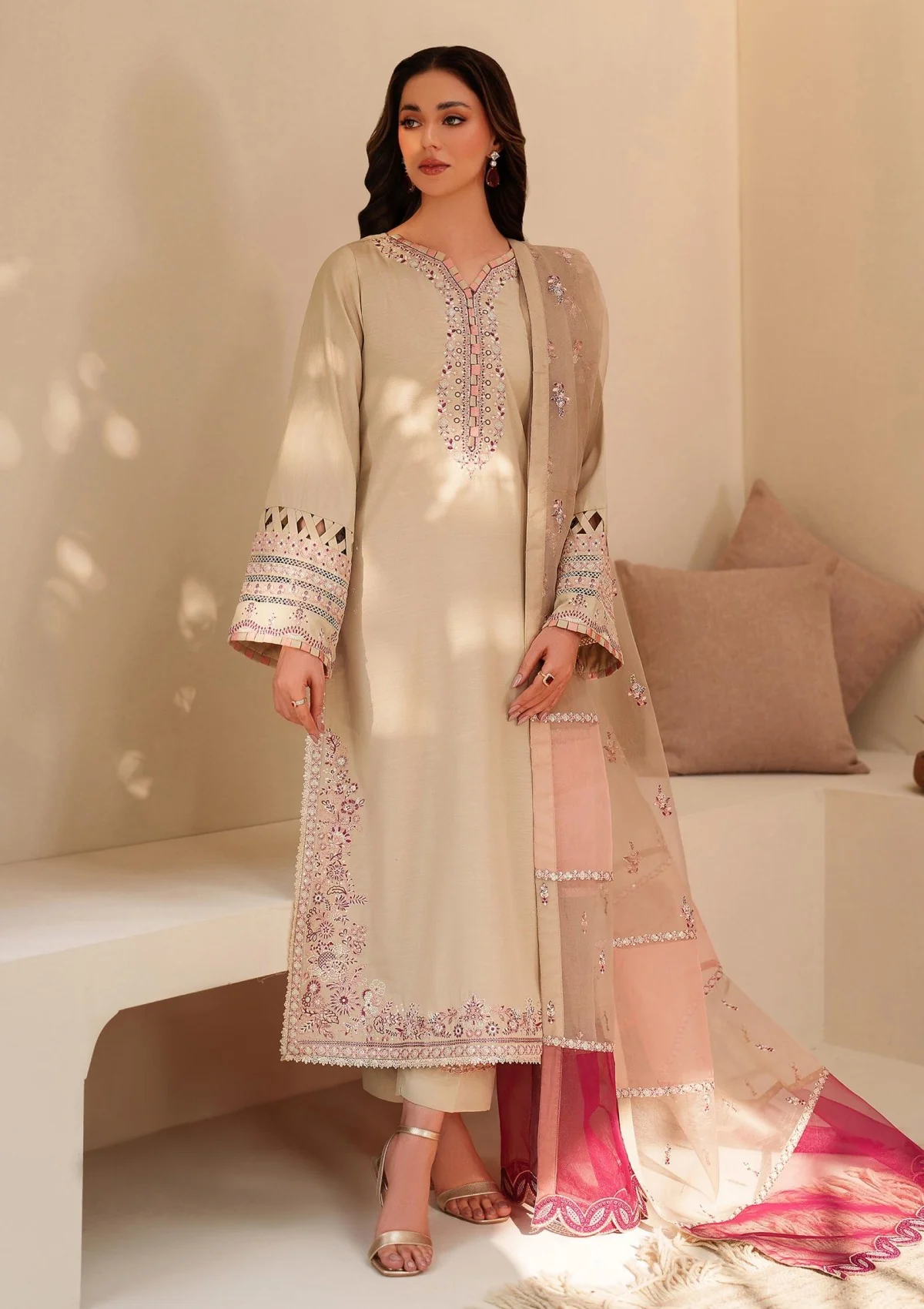 Zarif Zt26-06 Raag Tabeer The Silk Edit Winter 1 Zarif Zt26-06 Raag Tabeer