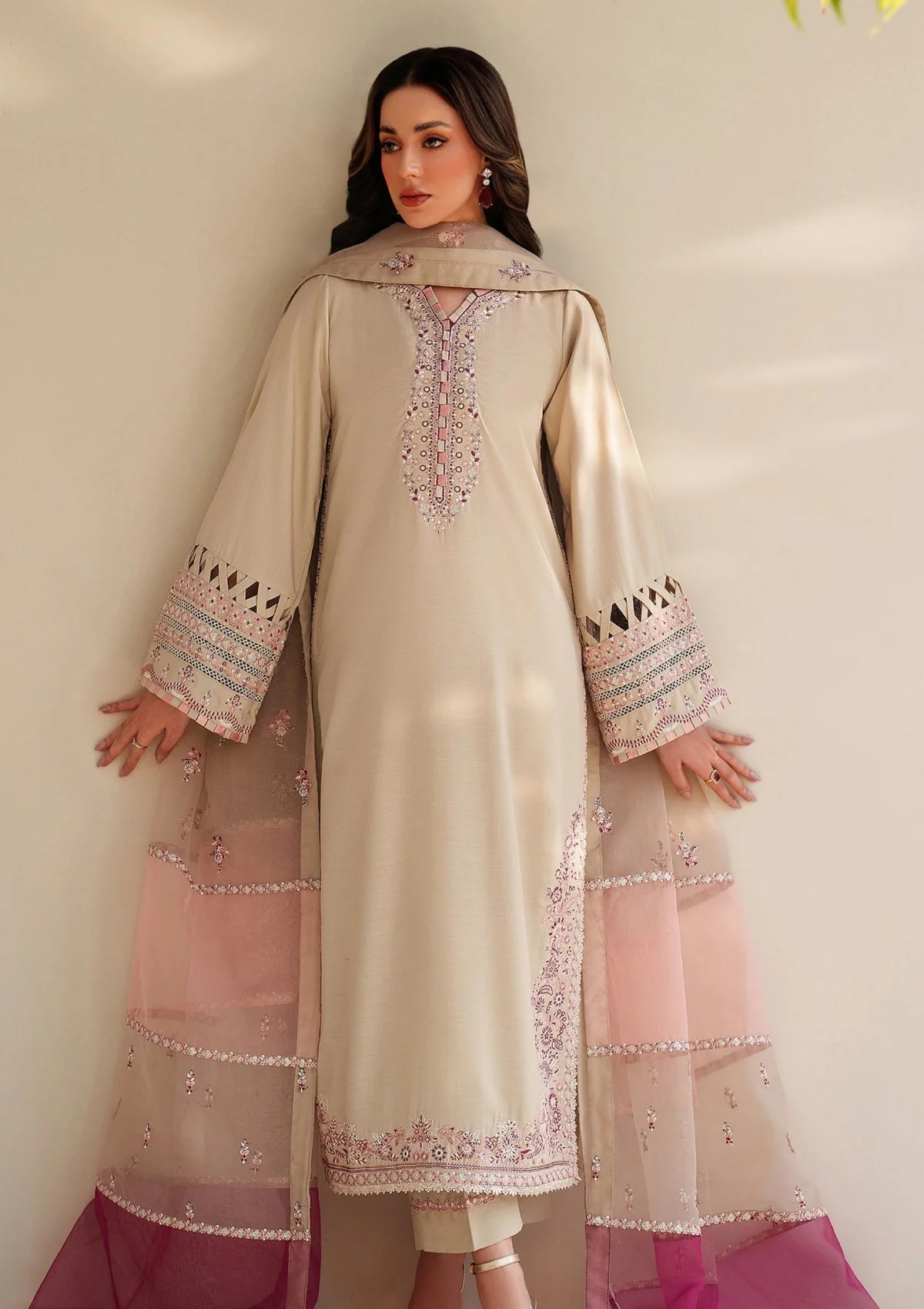 Zarif Zt26-06 Raag Tabeer The Silk Edit Winter 3 Zarif Zt26-06 Raag Tabeer