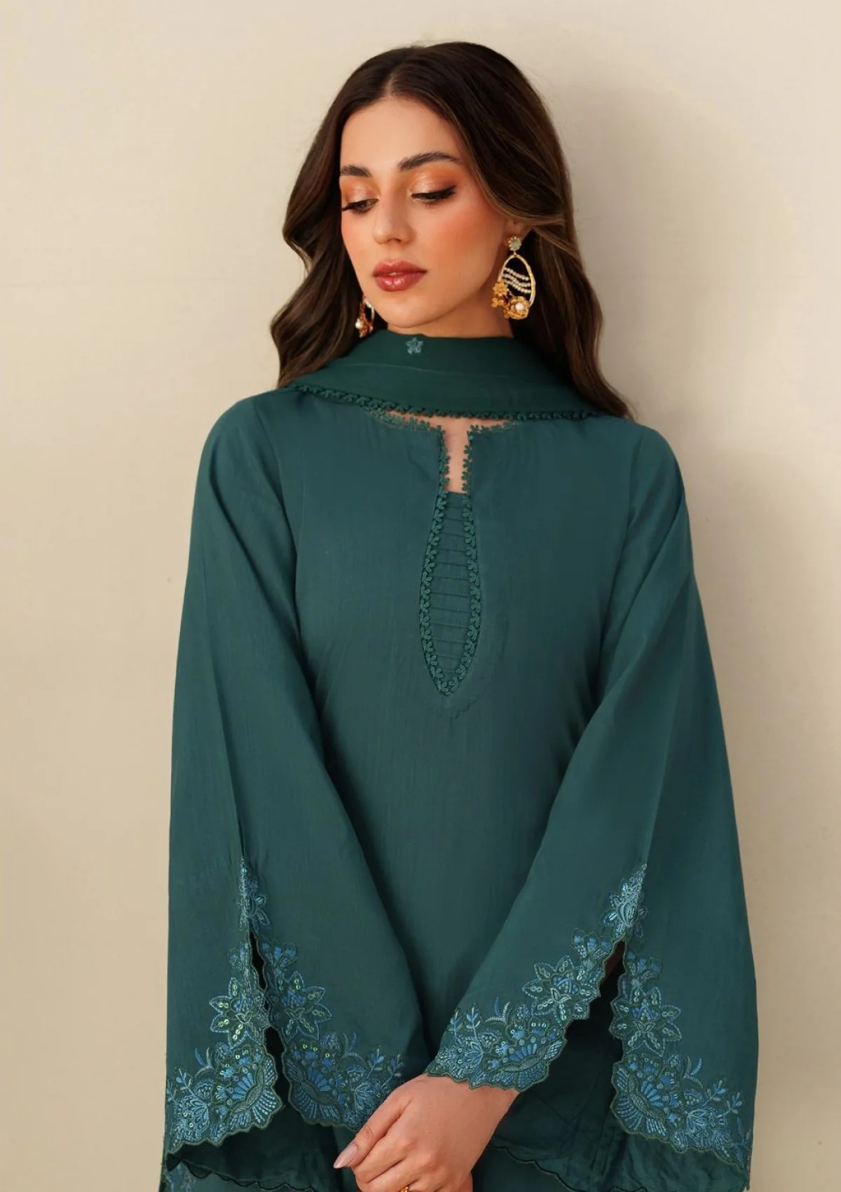 Zarif Zt26-07 Sawera Tabeer The Silk Edit Winter 2 Zarif Zt26-07 Sawera Tabeer