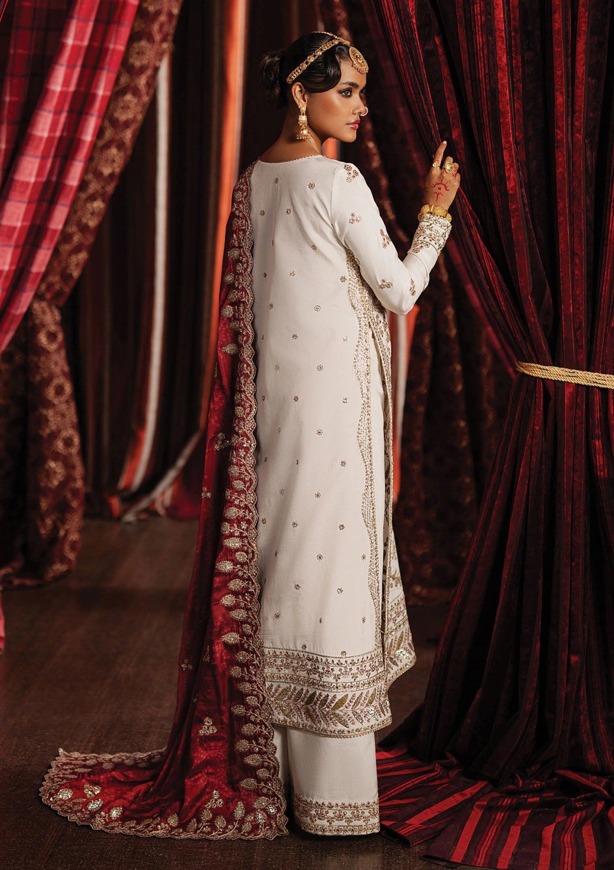 Afrozeh Divani As 25-01 Khuld Formals Collection 2 Afrozeh Divani As 25-01 Khuld Formals Collection - Image 2