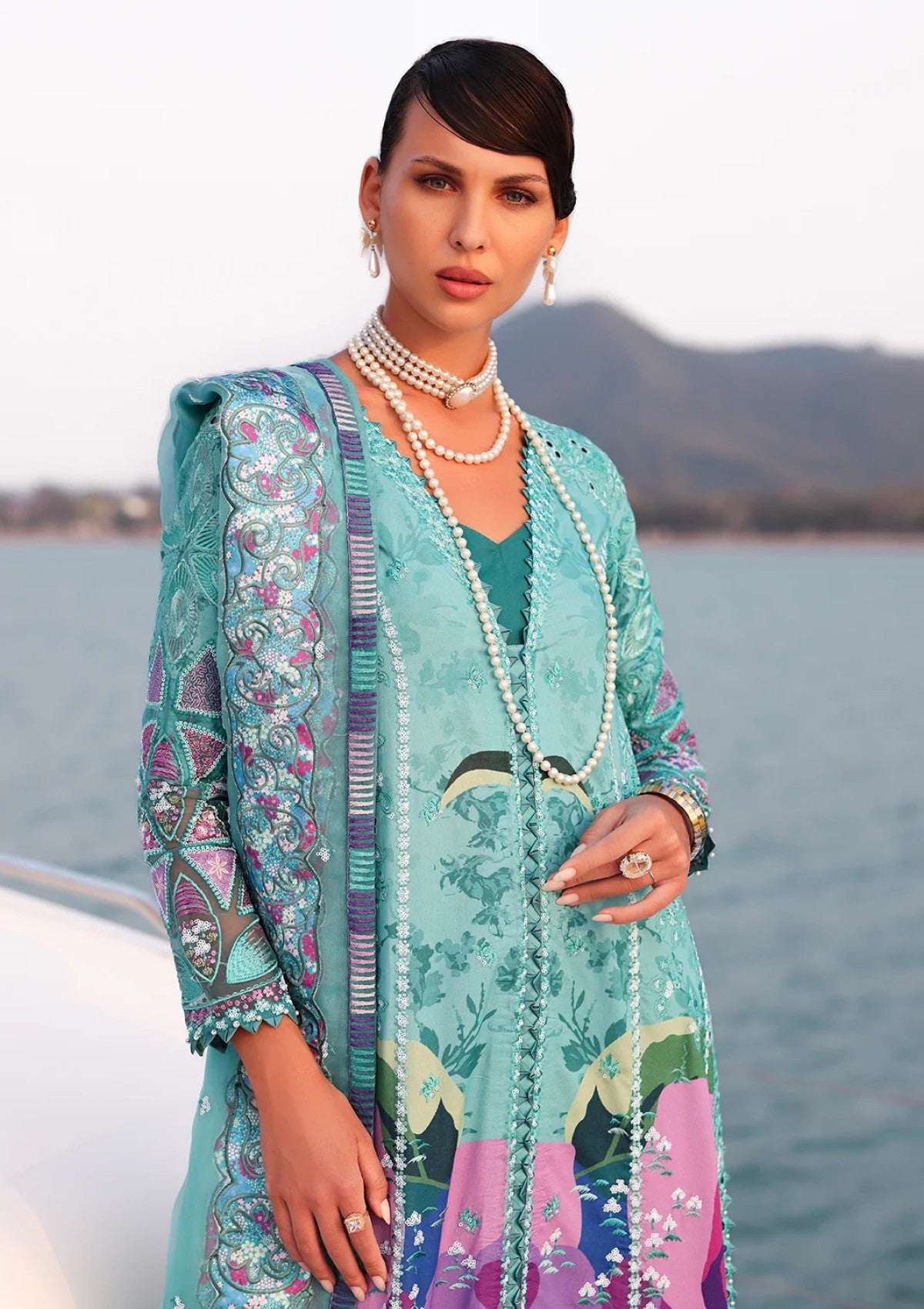 Afrozeh Unstitched 25 Al-10 Sovana Lawn Collection 2 Afrozeh Unstitched 25 Al-10 Sovana Lawn Collection - Image 2