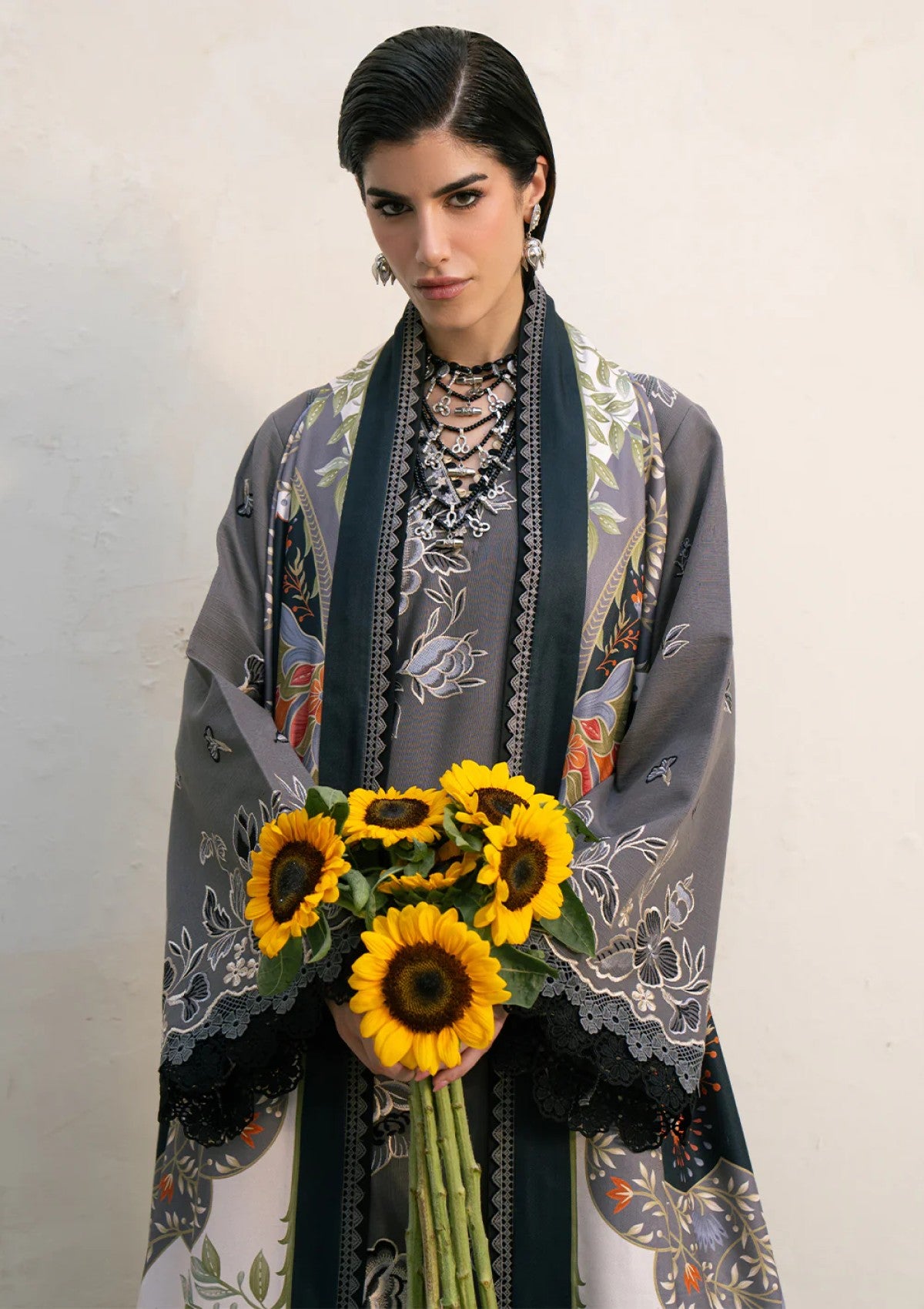 Bin Ilyas Bgk-63 A Gulrukh Khaddar 25 Winter 3 Bin Ilyas Bgk 63 A