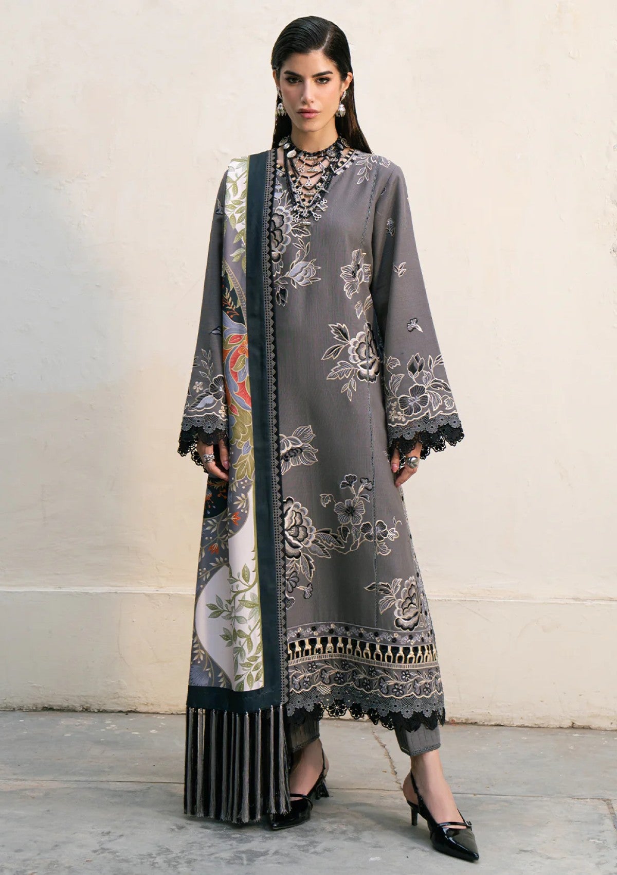 Bin Ilyas Bgk-63 A Gulrukh Khaddar 25 Winter 1 Bin Ilyas Bgk-63 A