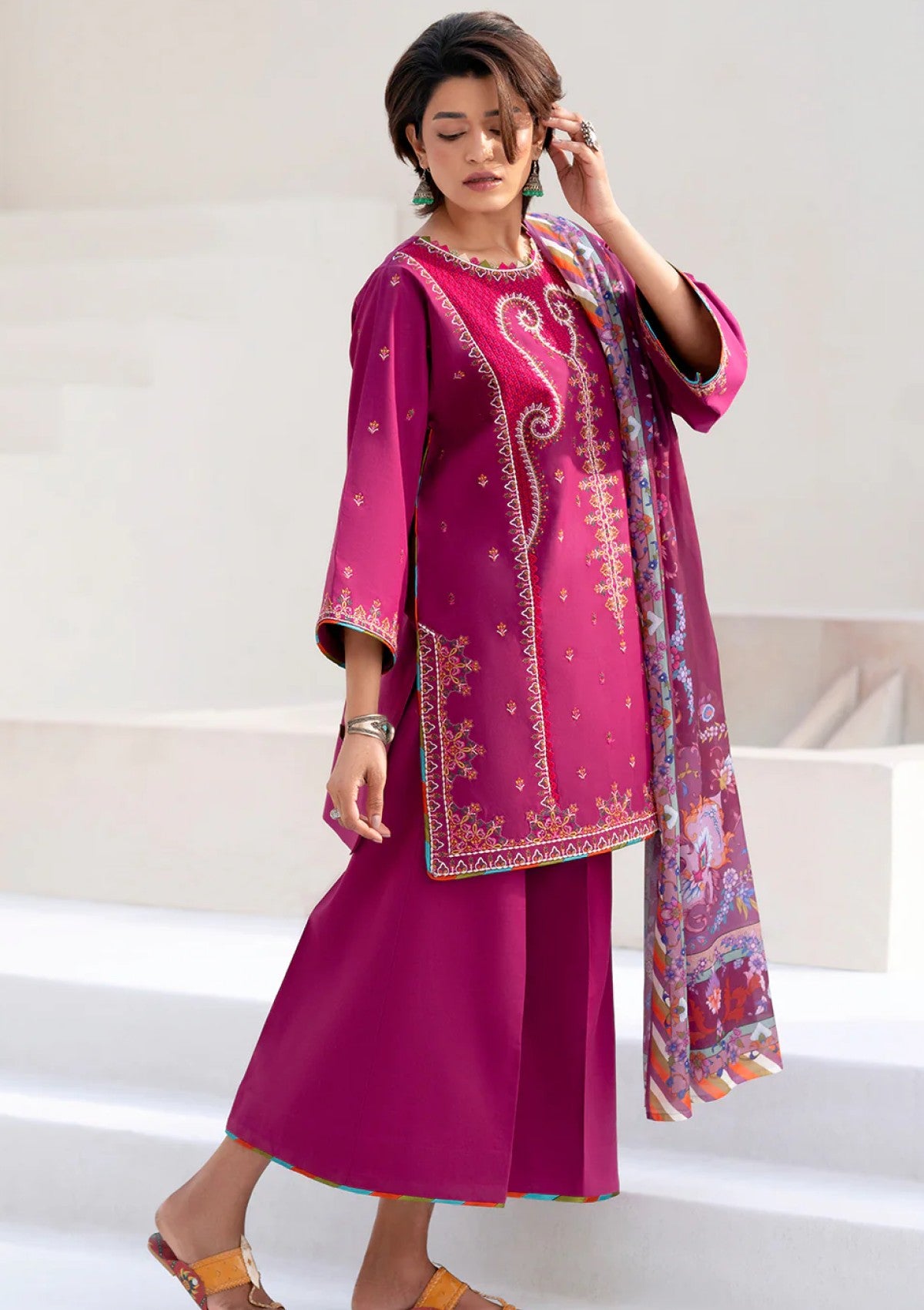 Bin Ilyas Aaina Bia25- 82 A Lawn 3 Bin Ilyas Aaina Bia25 82 A