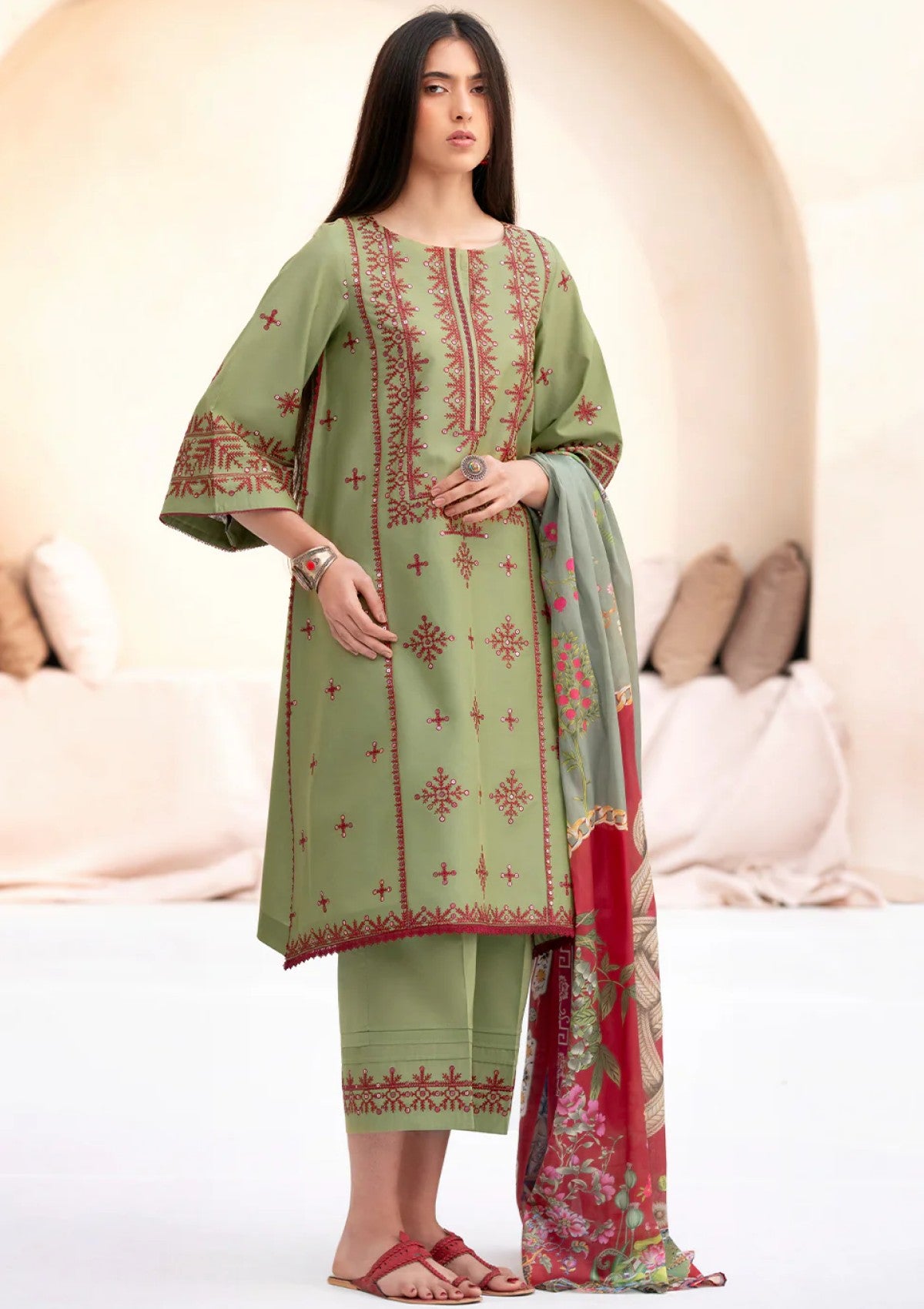 Bin Ilyas Aaina Bia25- 83 A Lawn 3 Bin Ilyas Aaina Bia25 83 A