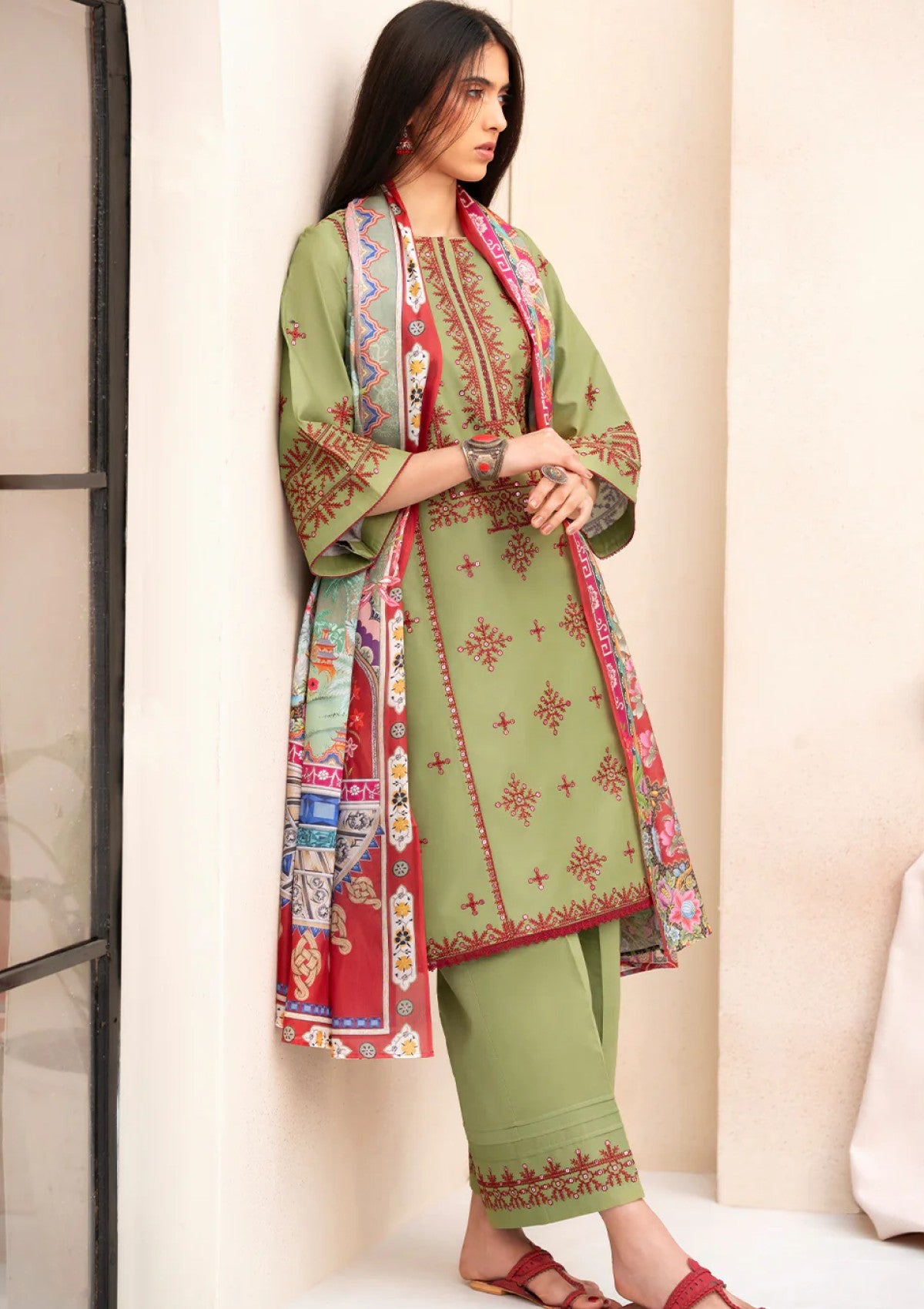 Bin Ilyas Aaina Bia25- 83 A Lawn 4 Bin Ilyas Aaina Bia25 83 A