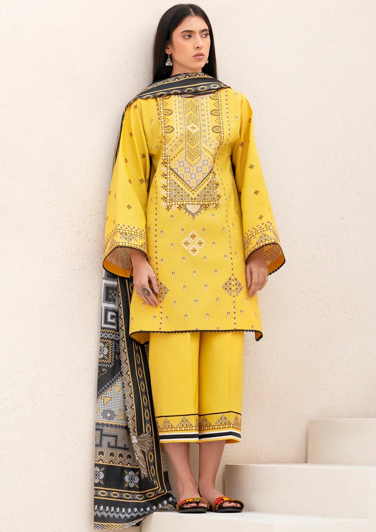 Bin Ilyas Aaina Bia25- 86 B Lawn 4 Bin Ilyas Aaina Bia25 86 B