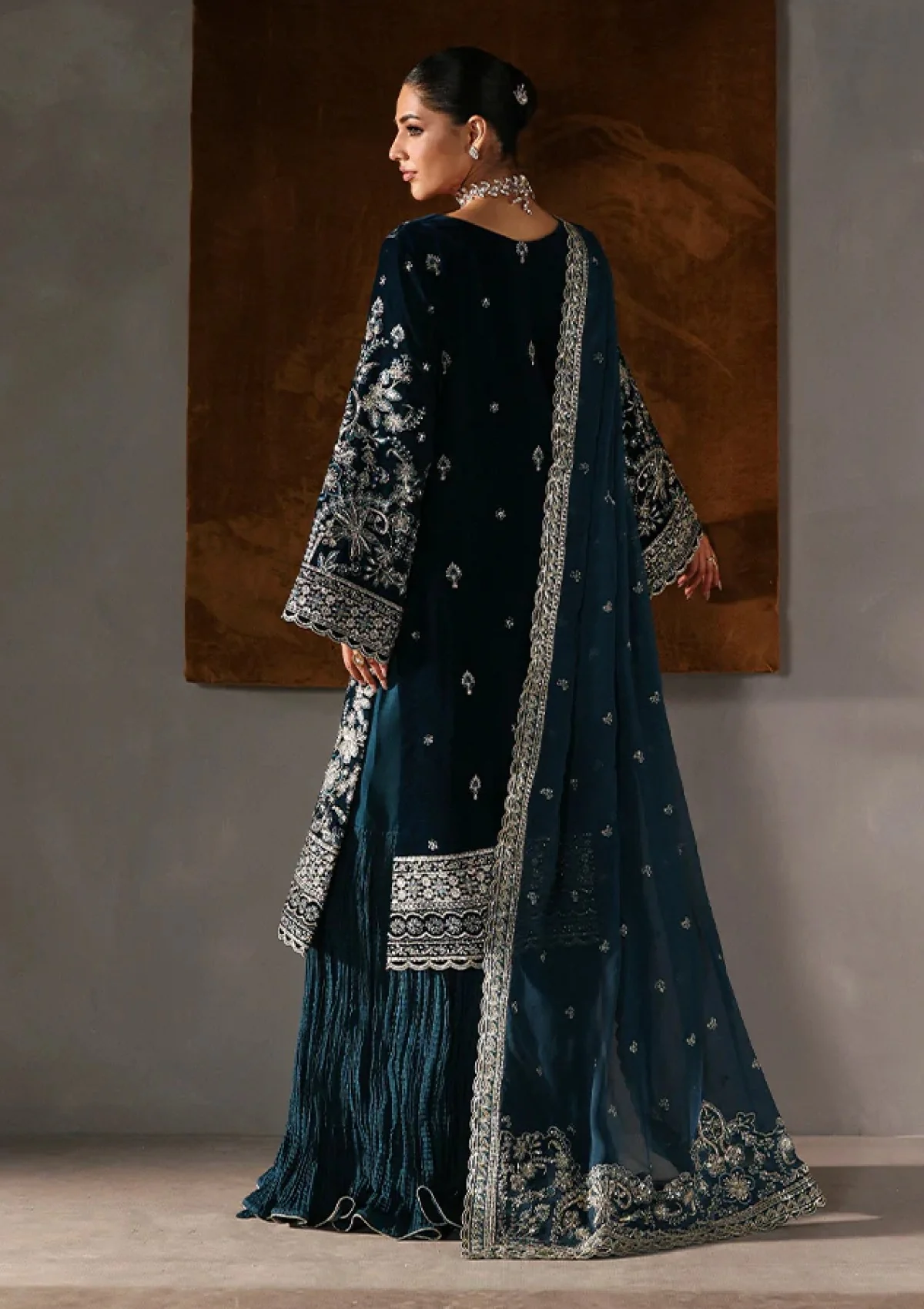 Gulaal Gmv-11 Morena Marais Unstitched Formals Velvet 25 5 Gulaal Gmv-11 Morena