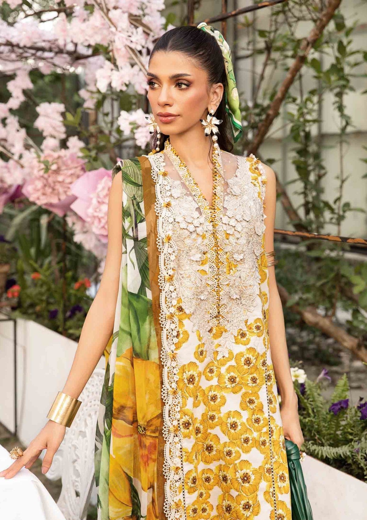 Maria B M Prints Mpee-6A Eid Edit 25 Lawn Collection 2 Maria B M Prints Mpee-6A Eid Edit 25 Lawn Collection - Image 2