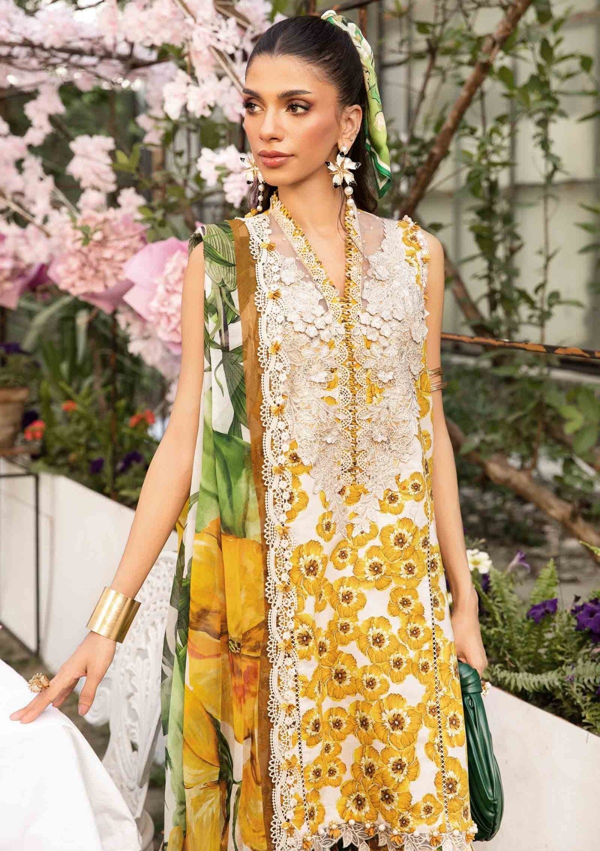 Maria B M Prints Mpee-6A Eid Edit 25 Lawn Collection 4 Maria B M Prints Mpee-6A Eid Edit 25 Lawn Collection - Image 4