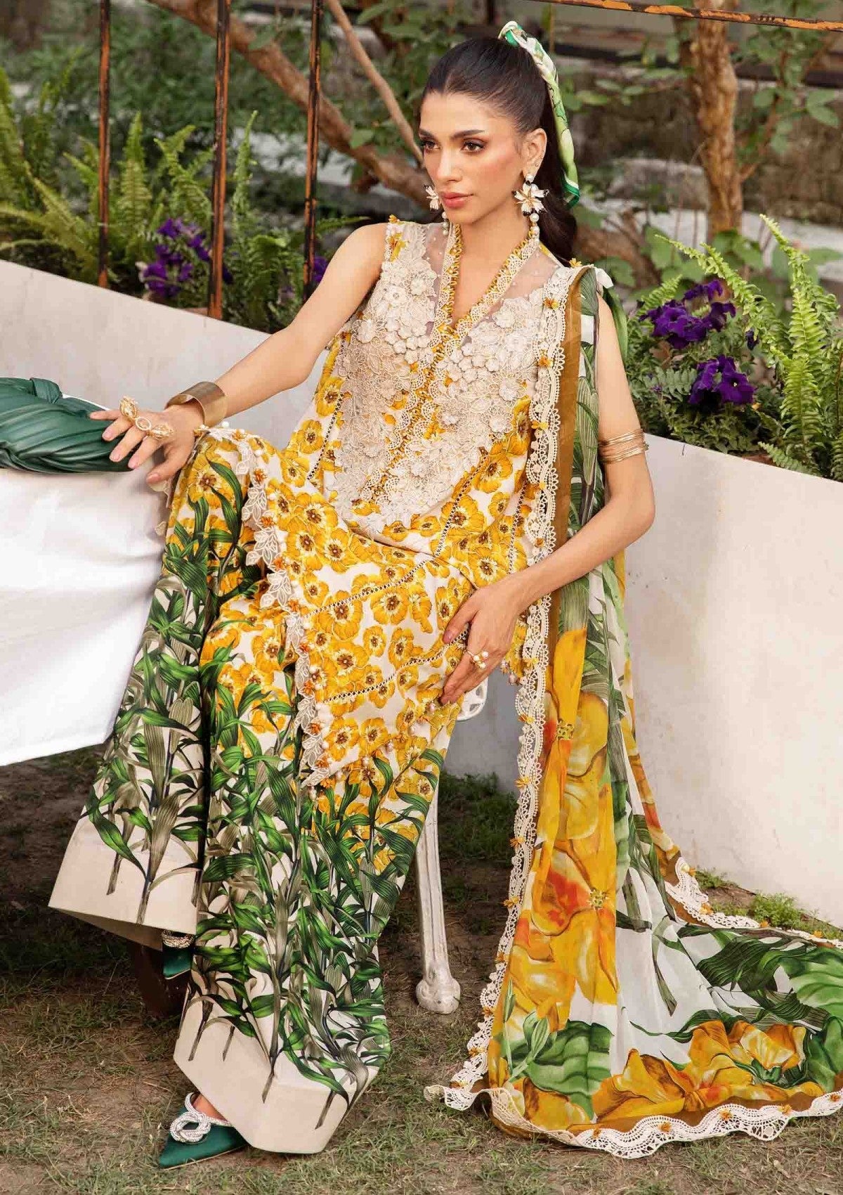 Maria B M Prints Mpee-6A Eid Edit 25 Lawn Collection 6 Maria B M Prints Mpee-6A Eid Edit 25 Lawn Collection - Image 6