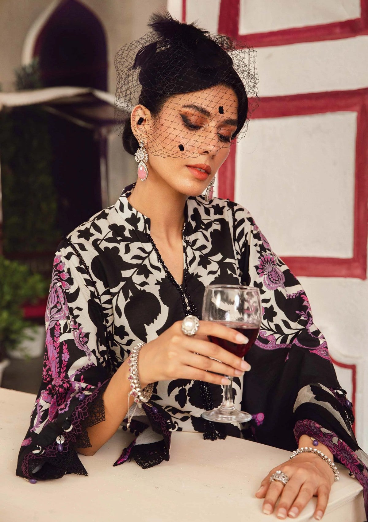 Maria B Rani Mahal Mrm-04 B M Prints 25 Winter Collection 3 Maria B Rani Mahal Mrm-04 B M Prints 25 Winter Collection - Image 3