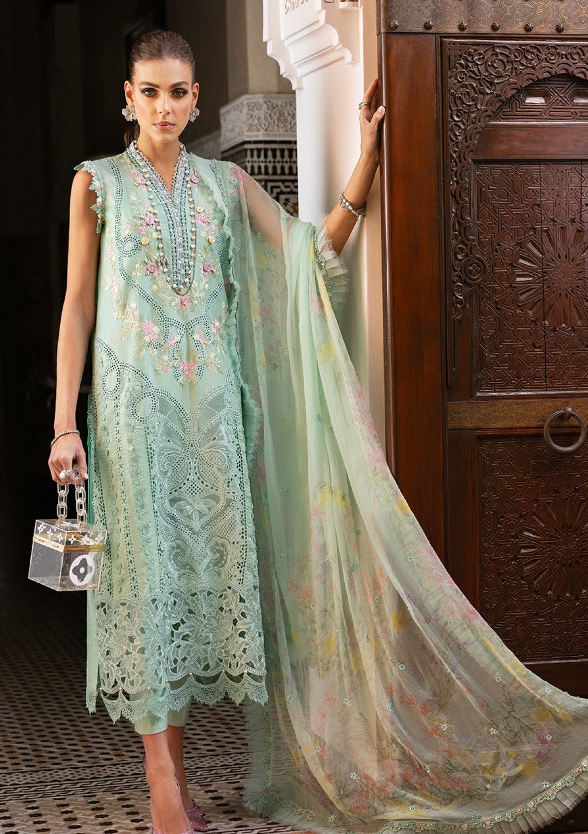 Maria B Voyage À Luxe Mbv25-14A Lawn Collection 1 Maria B Voyage À Luxe Mbv25-14A