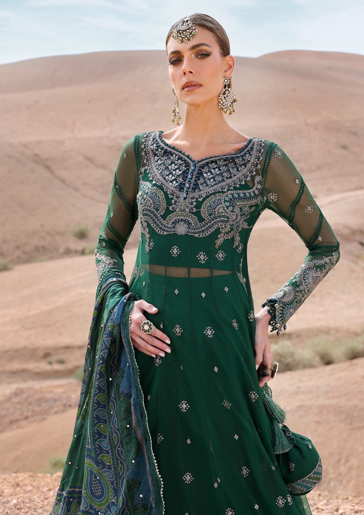 Maria B Voyage À Luxe Mbv25-7A Lawn Collection 2 Maria B Voyage À Luxe Mbv25-7A Lawn Collection - Image 2