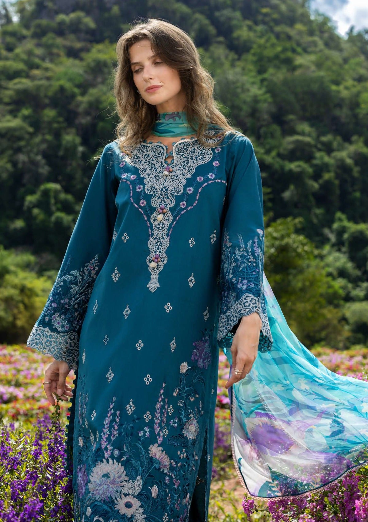 Mushq Hunss-15B Emerald Fern Hemline Secret Garden 26 2 Mushq Hunss 15B Emerald Fern