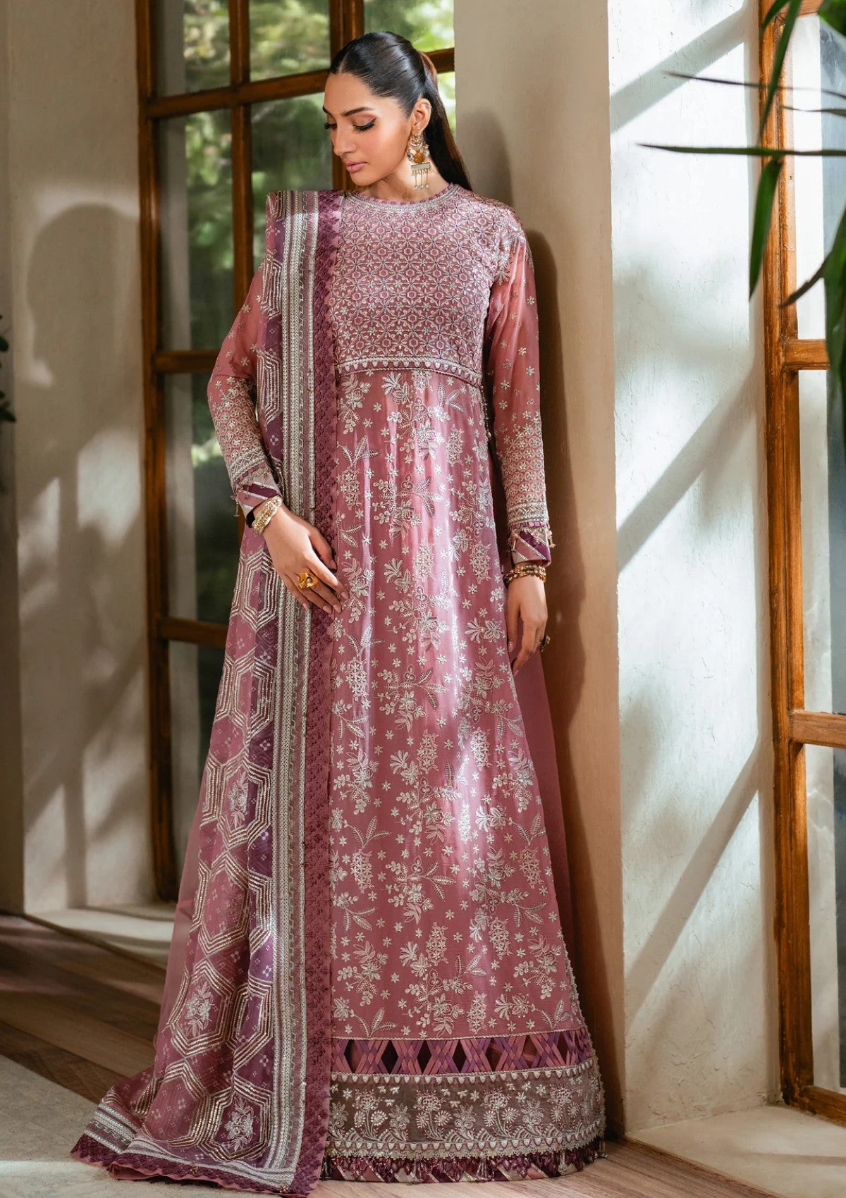 Xenia Xn25-06 Lumina Niran Luxury Formals 1 Xenia Xn25-06 Lumina