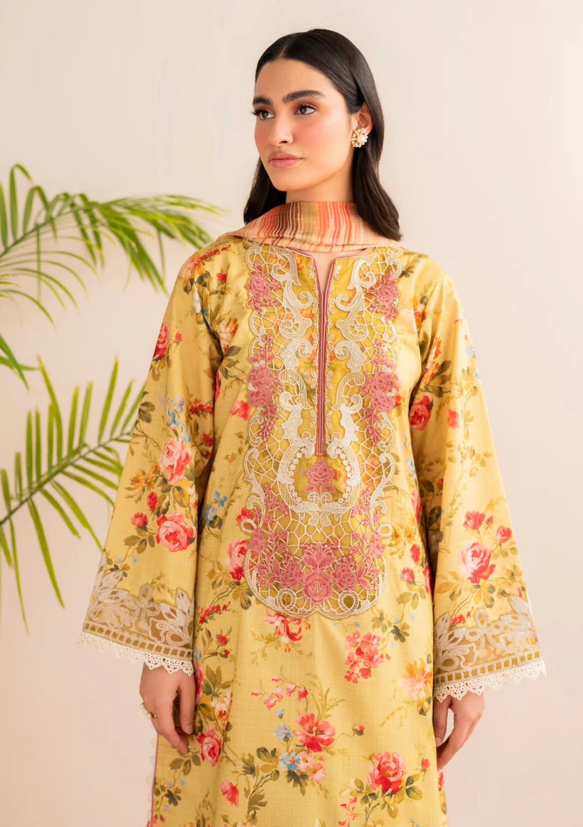 Xenia Xpk-02 Briar Printkari Lawn 4 Xenia Xpk-02 Briar Printkari Lawn - Image 4