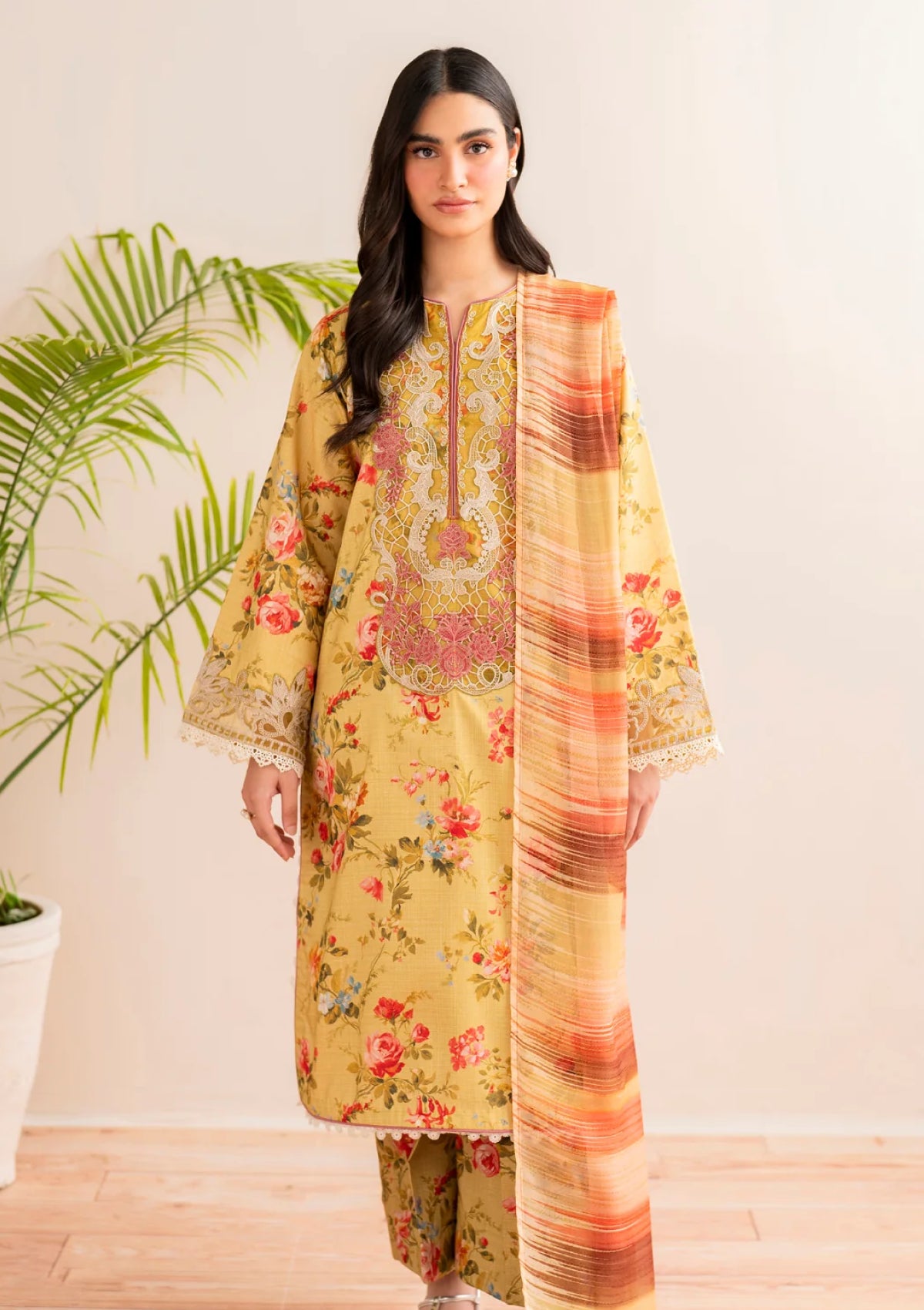 Xenia Xpk-02 Briar Printkari Lawn 1 Xenia Xpk-02 Briar