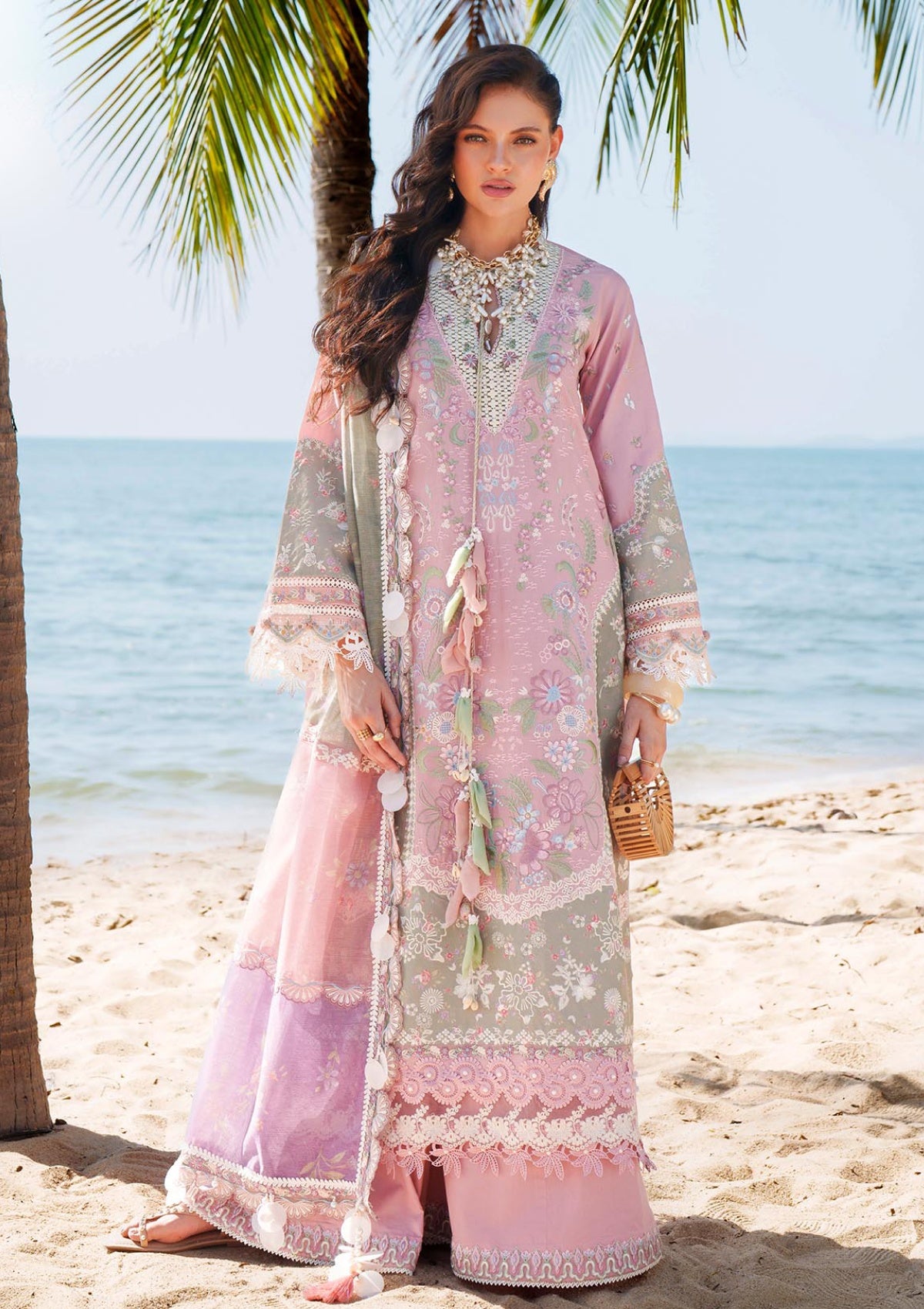 Ajr Couture Niva E-03 Lawn Evara Luxury 26 4 Ajr Couture Niva E-03 Lawn Evara Luxury 26 - Image 4