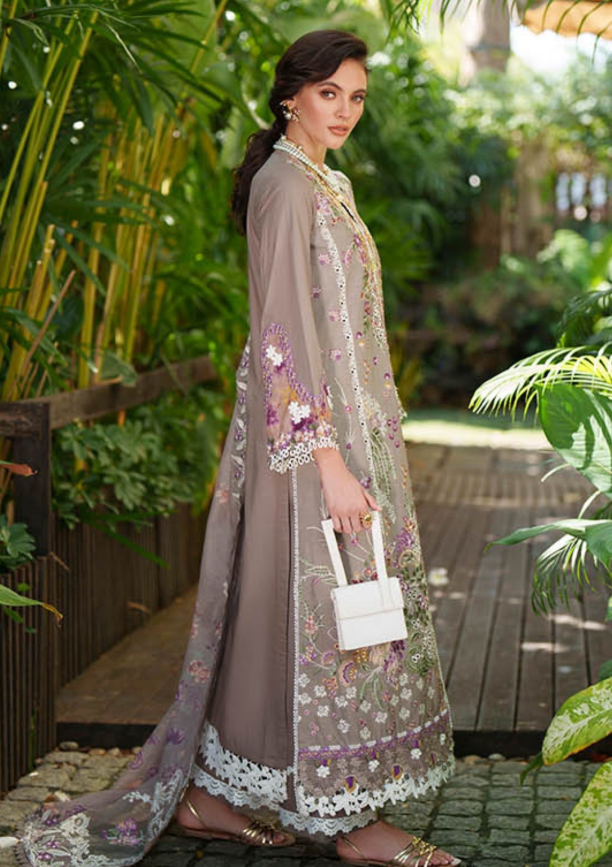 Ajr Couture Veya E-05 Lawn Evara Luxury 26 2 Ajr Couture Veya E-05 Lawn Evara Luxury 26 - Image 2
