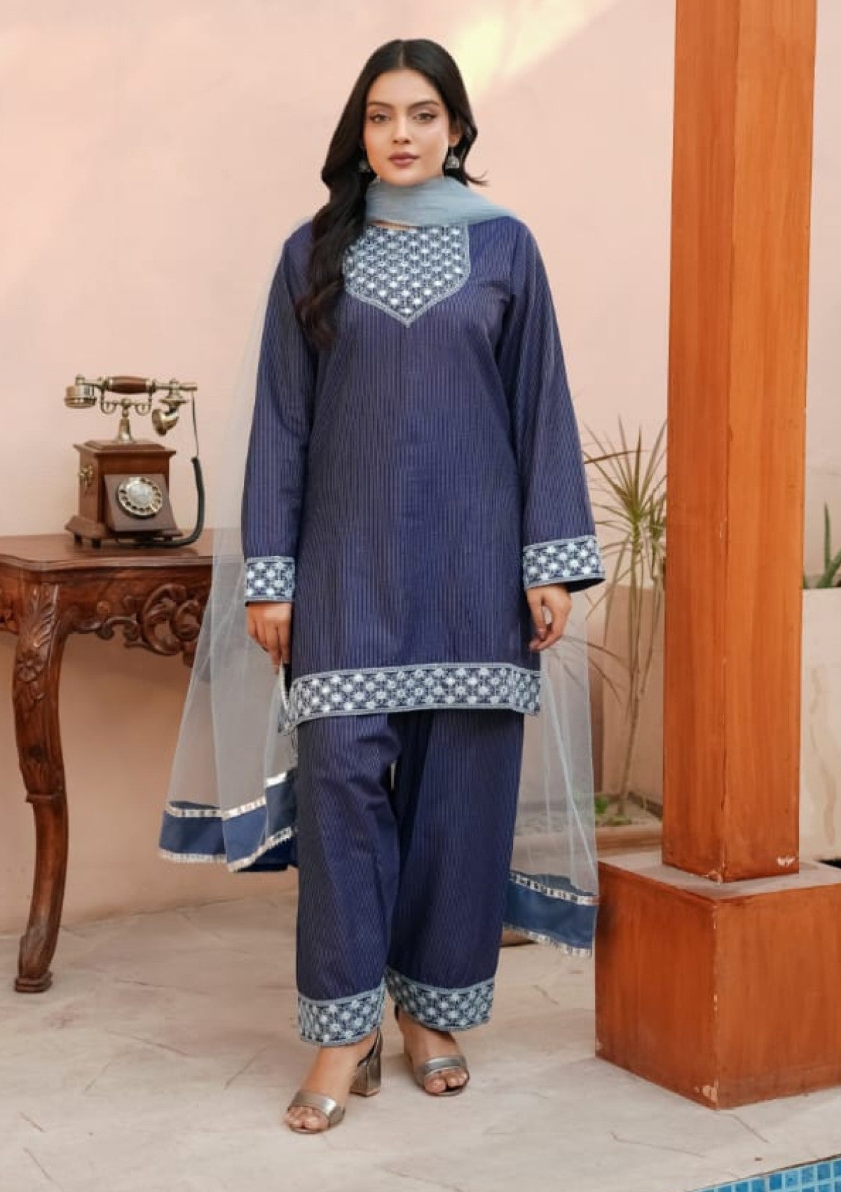 Abar Sapphire Blue D-40057 Jawahir 26 Pret 1 Abar Sapphire Blue D-40057