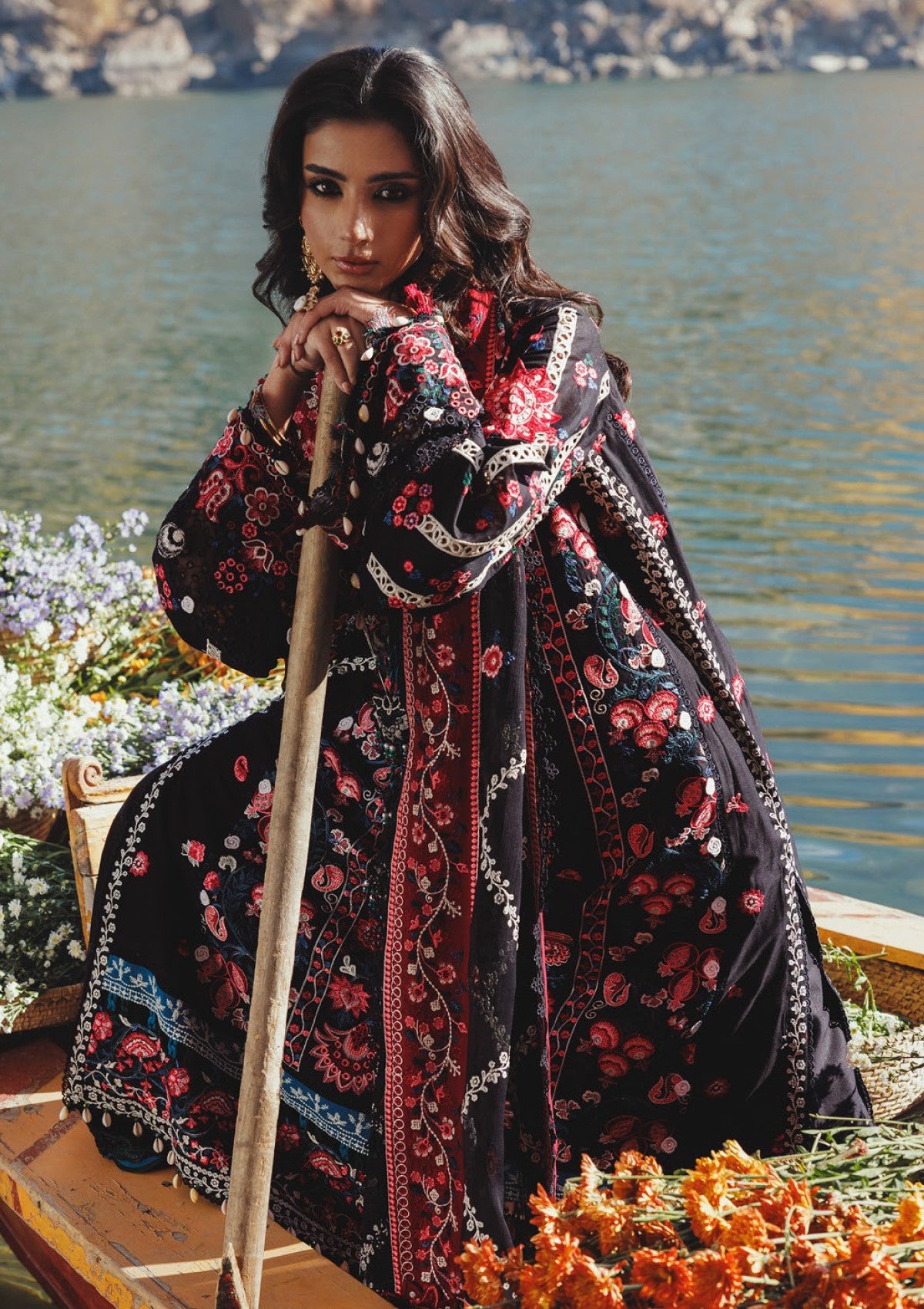 Aik Atelier Look-01 Lawn Nagar 26 3 Aik Atelier Look-01 Lawn Nagar 26 - Image 3