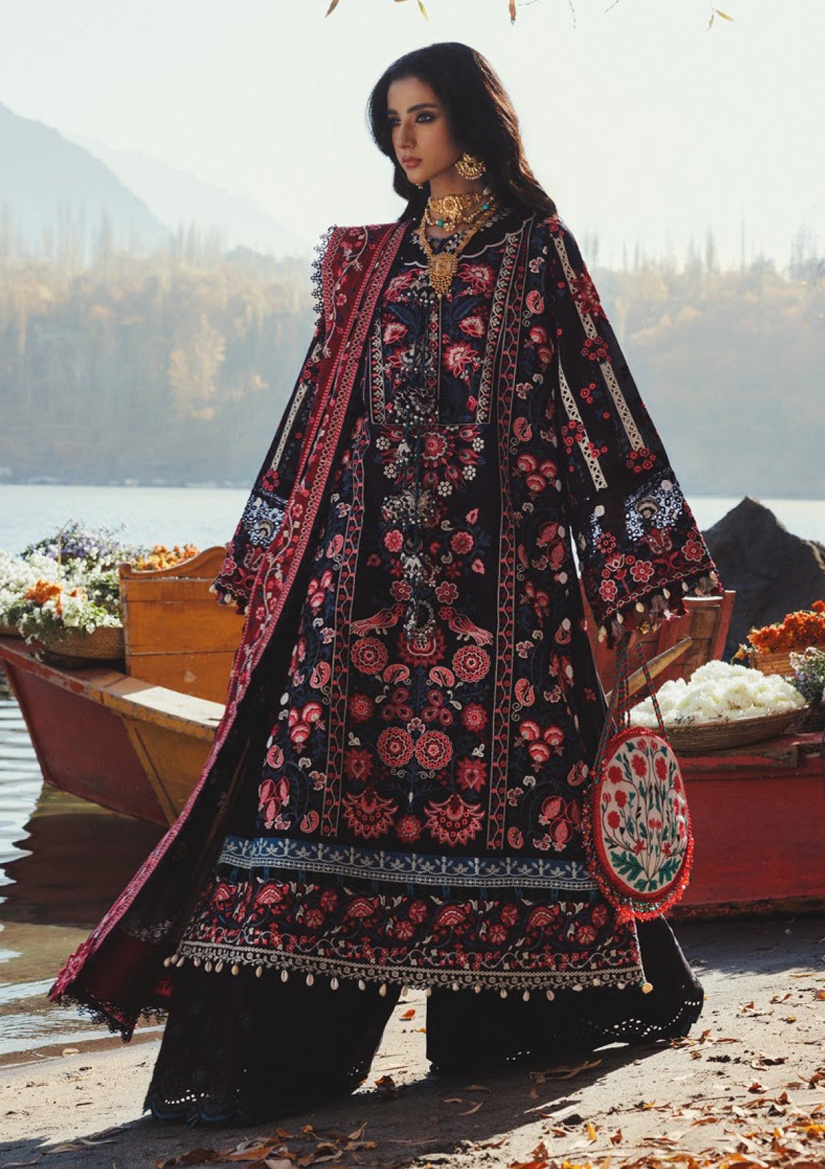 Aik Atelier Look-01 Lawn Nagar 26 1 Aik Atelier Look-01 Lawn