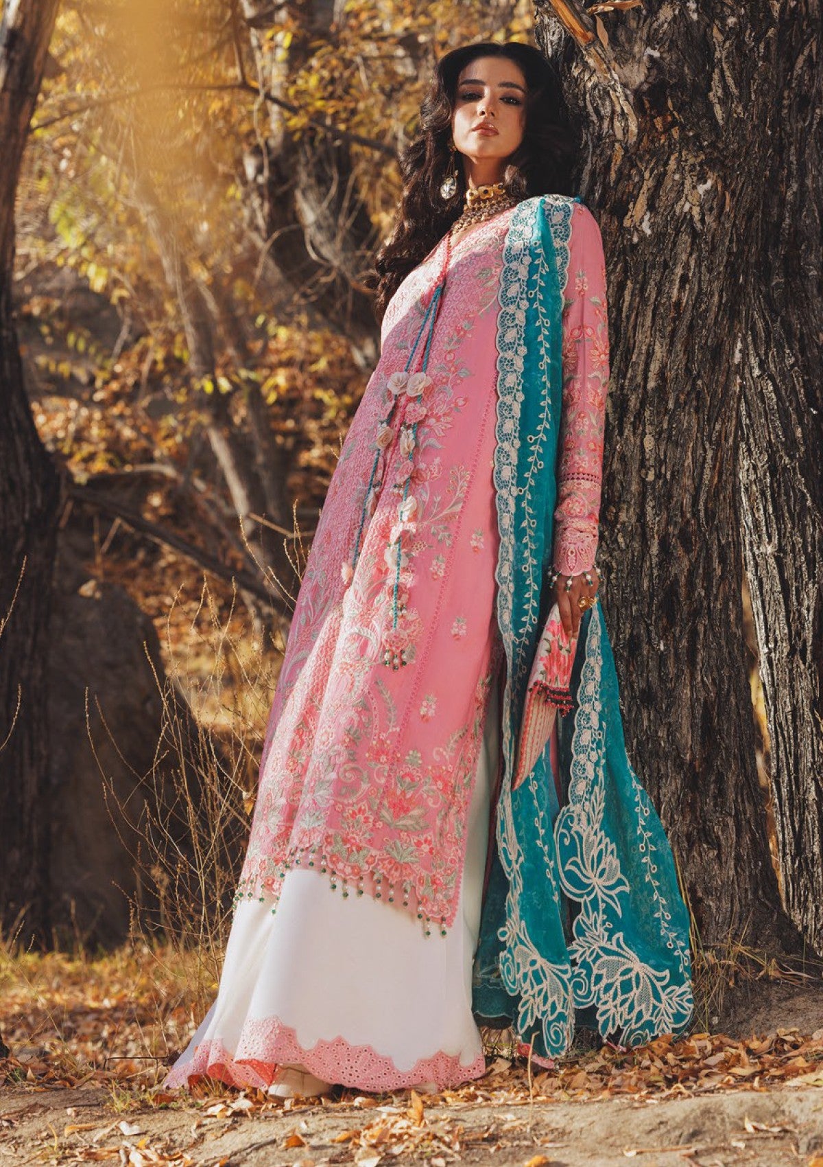 Aik Atelier Look- 06 Lawn Nagar 26 4 Aik Atelier Look- 06 Lawn Nagar 26 - Image 4