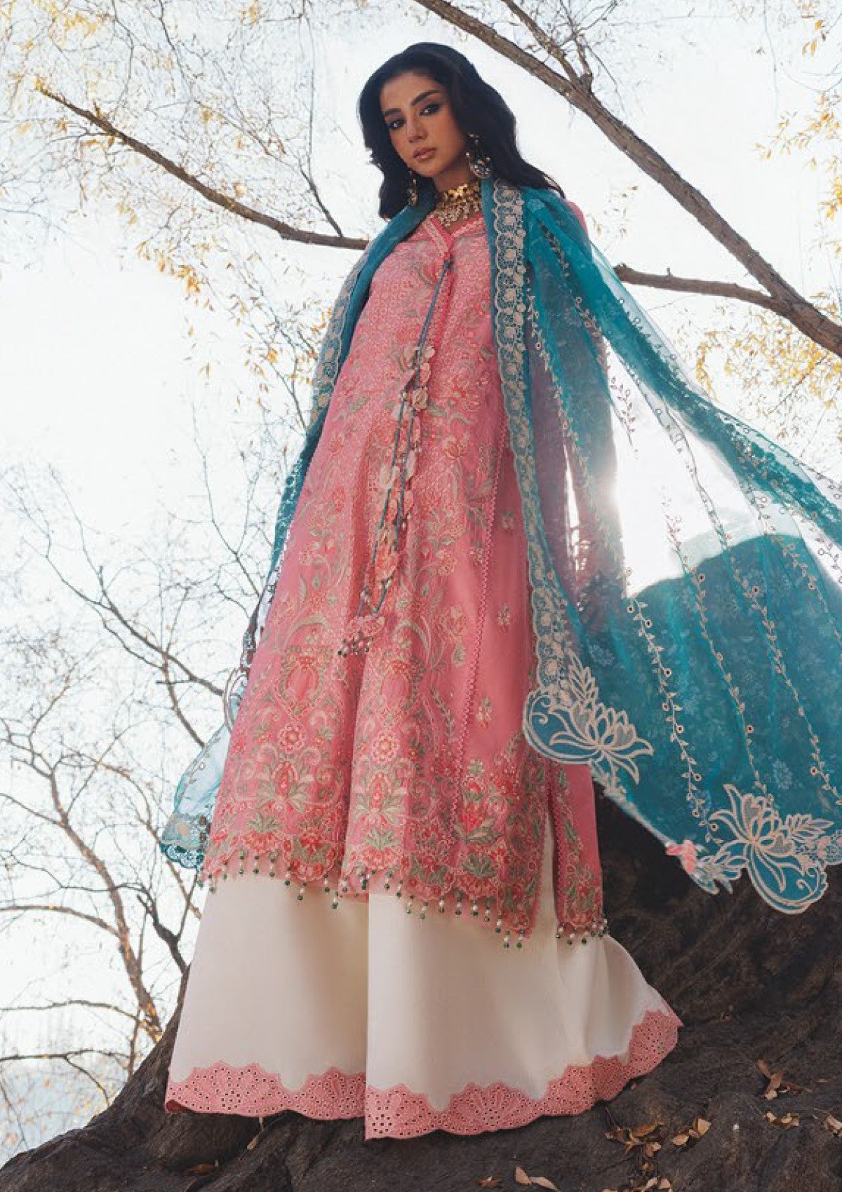 Aik Atelier Look- 06 Lawn Nagar 26 1 Aik Atelier Look- 06 Lawn