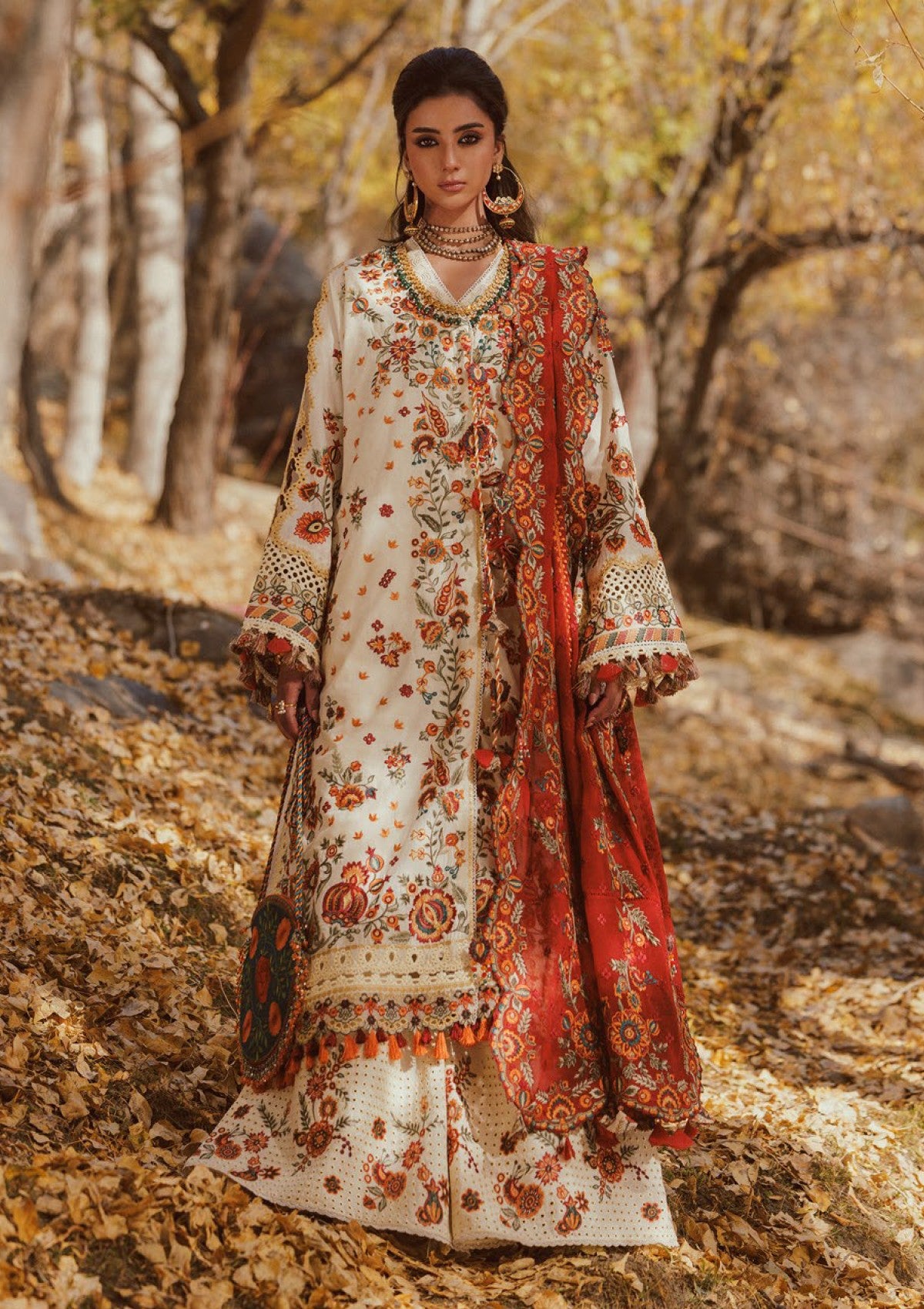 Aik Atelier Look -07 Lawn Nagar 26 1 Aik Atelier Look -07 Lawn