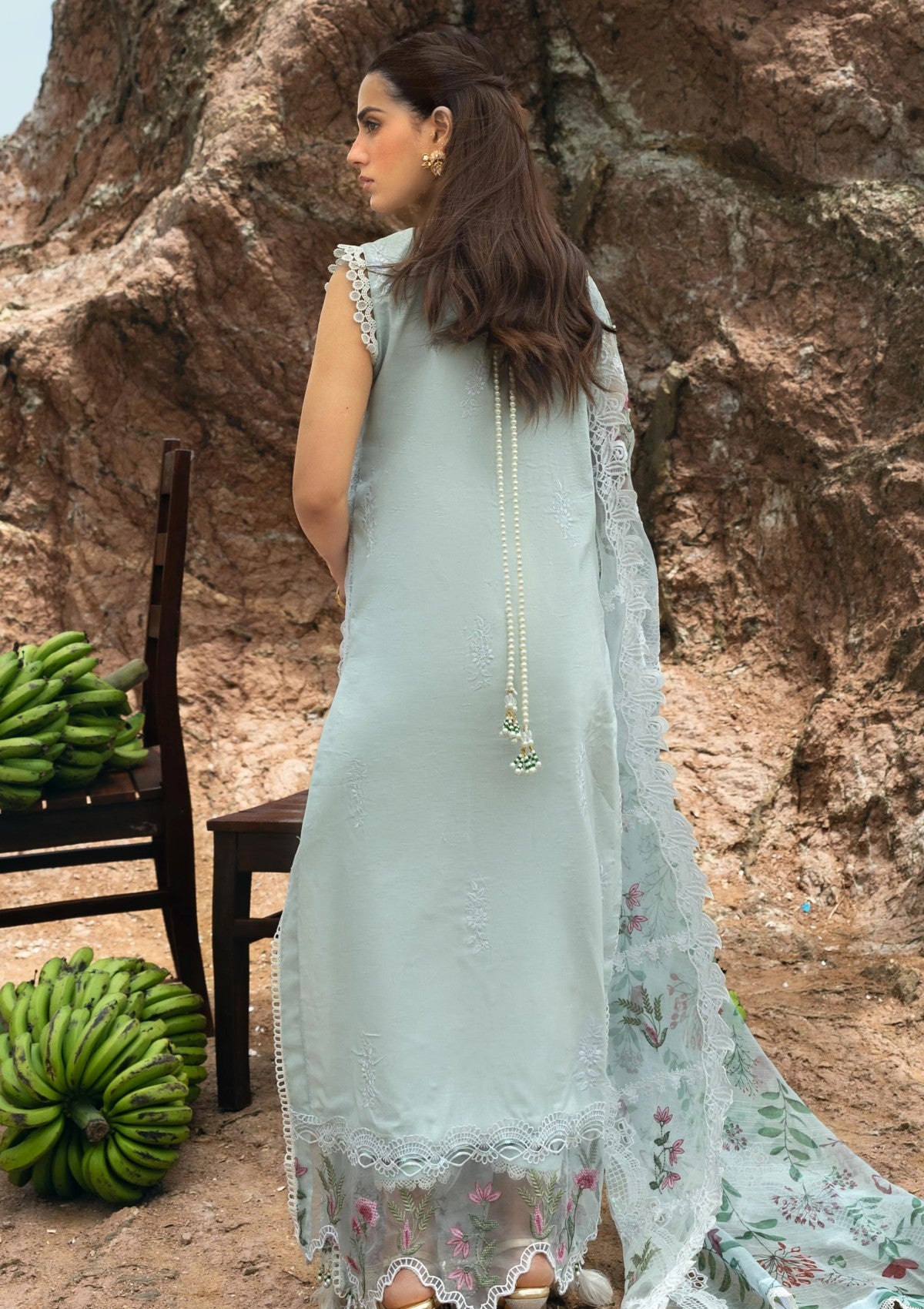 Al Zohaib Mll-06 Lawn Mahiymaan Luxury 26 2 Al Zohaib Mll-06 Lawn Mahiymaan Luxury 26 - Image 2