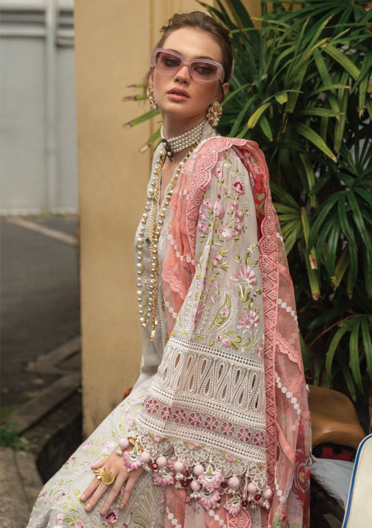 Annus Abrar Ab-12 Amani Neroli Luxury 26 3 Annus Abrar Ab-12 Amani Neroli Luxury 26 - Image 3