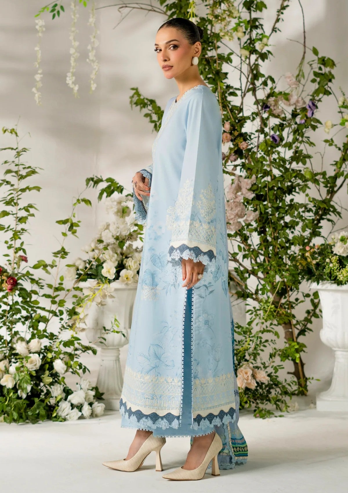 Atiya Irfan At-06 Volume 2 Summer 26 3 Atiya Irfan At-06 Volume 2 Summer 26 - Image 3