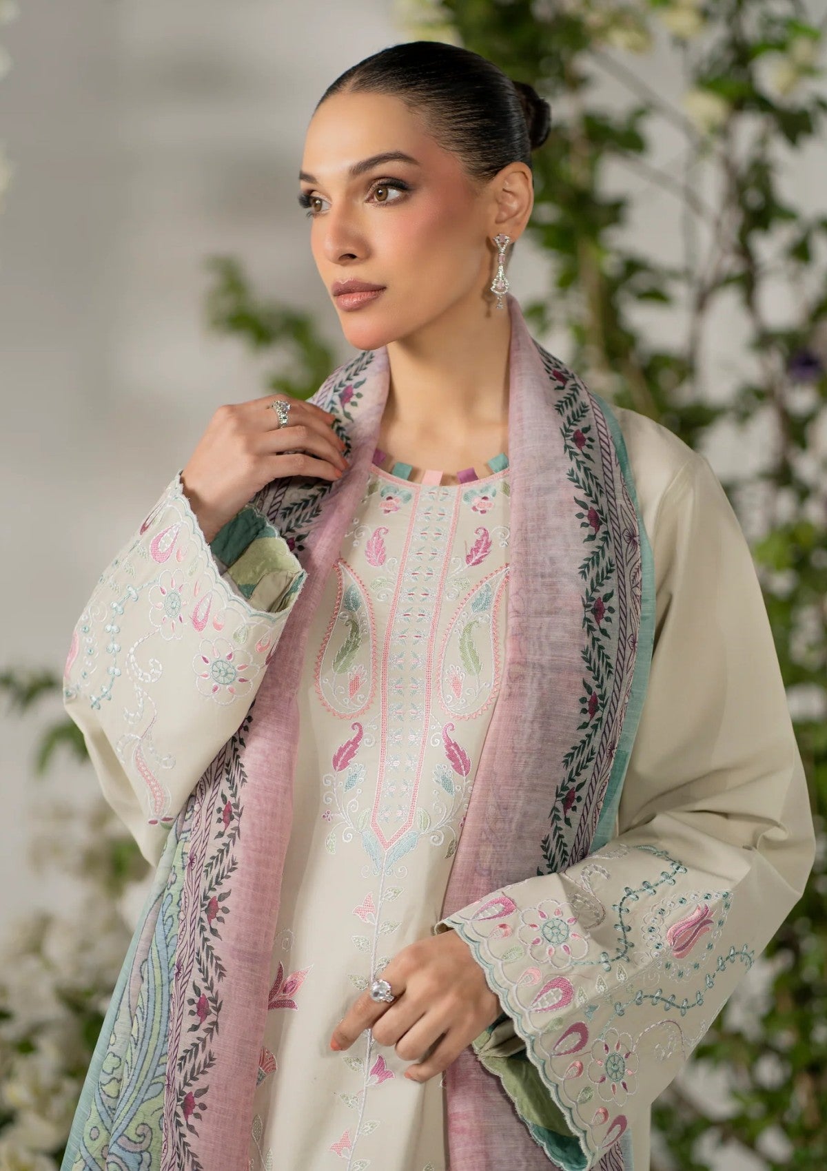 Atiya Irfan At-08 Volume 2 Summer 26 4 Atiya Irfan At-08 Volume 2 Summer 26 - Image 4