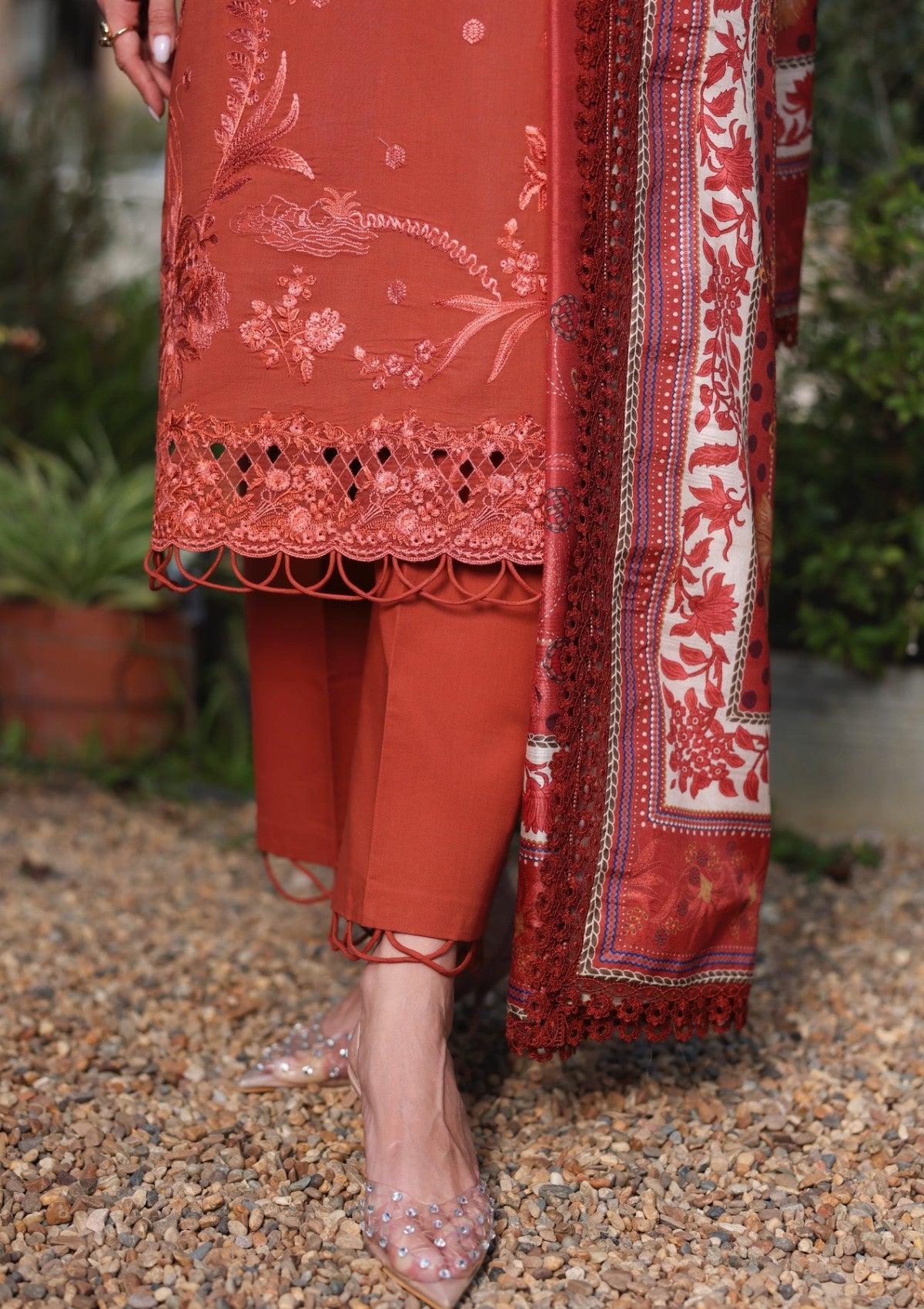 Ayleen Elara Luxe Blossom Summer 26 3 Ayleen Elara Luxe Blossom Summer 26 - Image 3