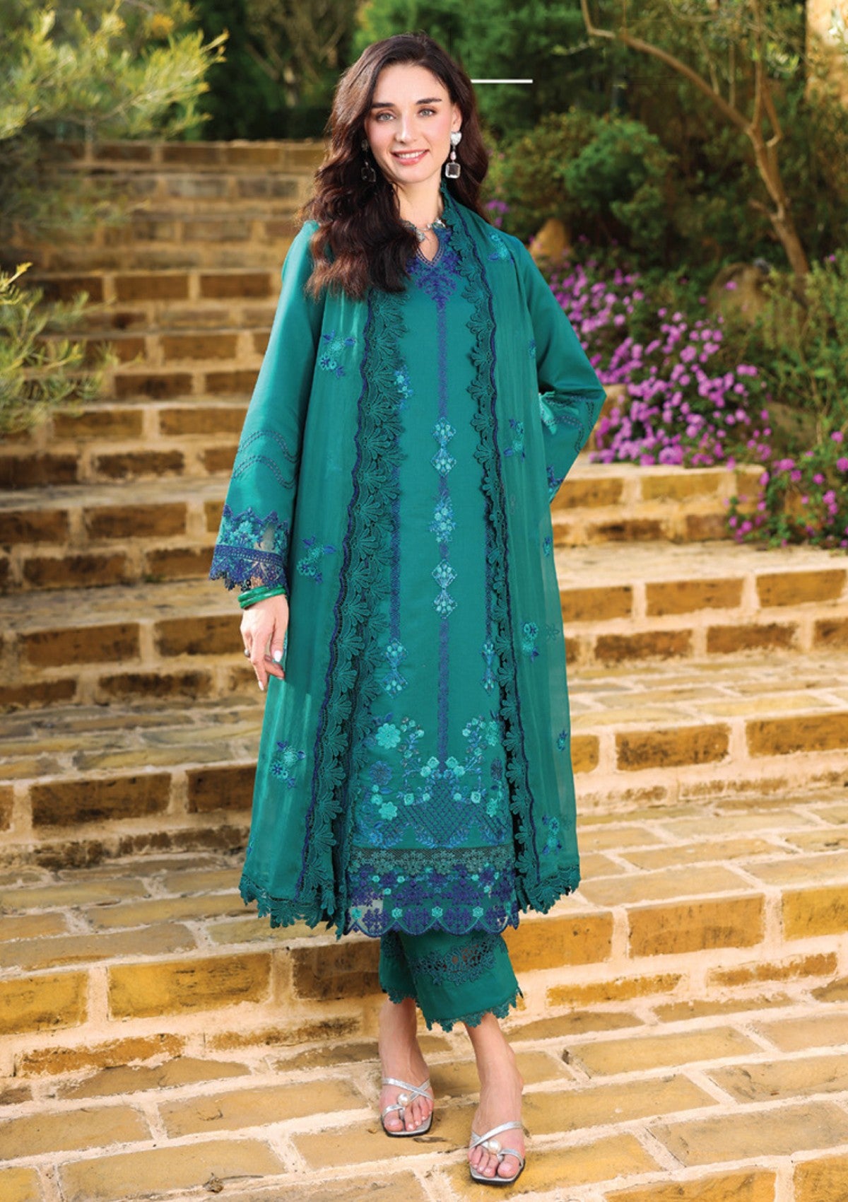 Ayleen Zebaish Luxe Blossom Summer 26 1 Ayleen Zebaish Luxe Blossom