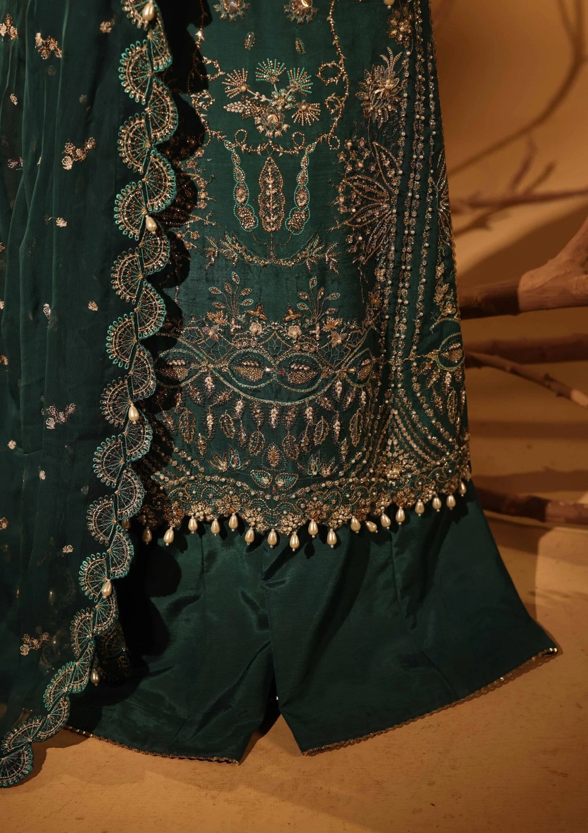 Aylin Silk Edit Formals Unstitched 4 Aylin Silk Edit Formals Unstitched - Image 4