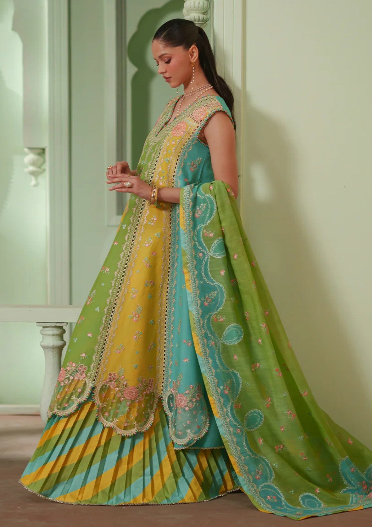 Bin Ilyas Bml- 114 A Mashriq Lawn Luxury 26 2 Bin Ilyas Bml- 114 A Mashriq Lawn Luxury 26 - Image 2