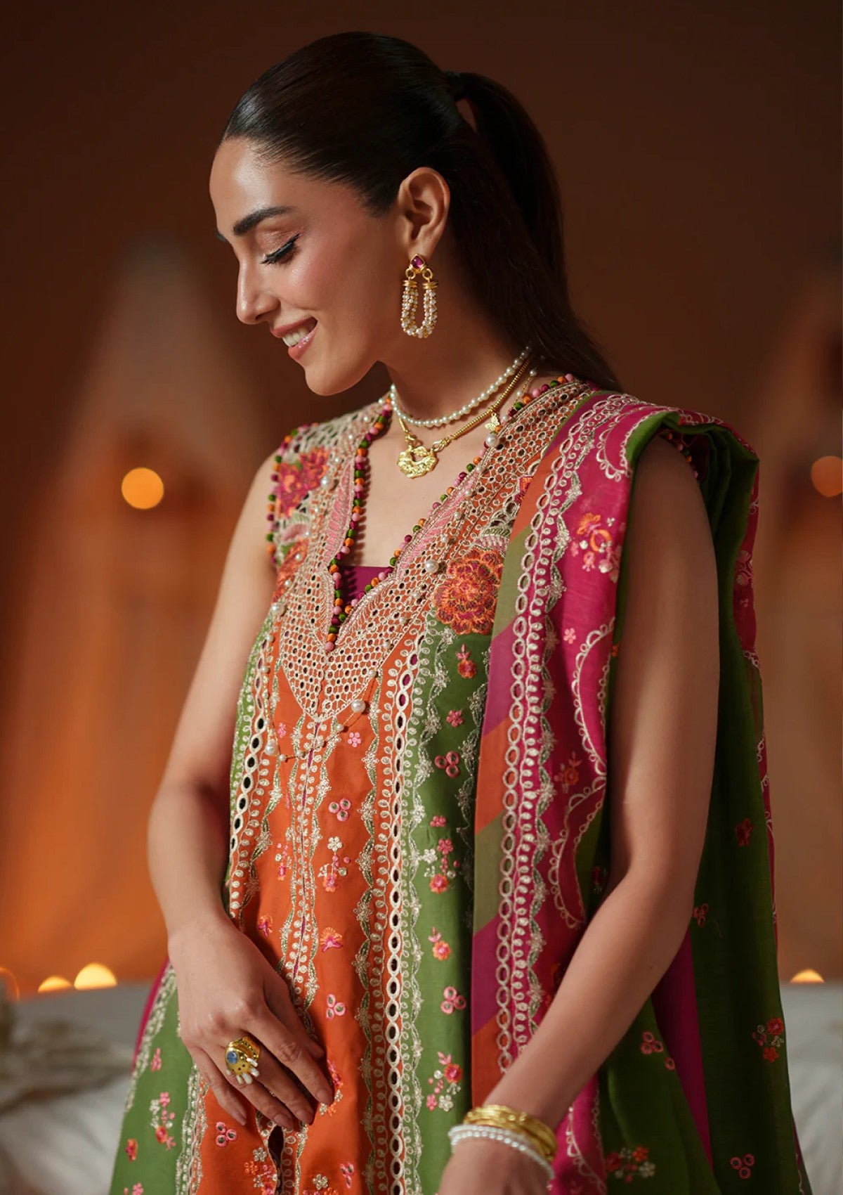 Bin Ilyas Bml- 114 B Mashriq Lawn Luxury 26 4 Bin Ilyas Bml- 114 B Mashriq Lawn Luxury 26 - Image 4