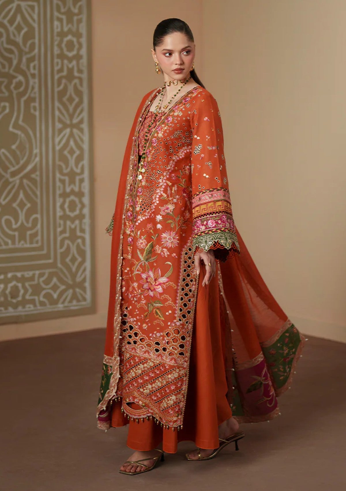 Bin Ilyas Bml- 116 A Mashriq Lawn Luxury 26 2 Bin Ilyas Bml- 116 A Mashriq Lawn Luxury 26 - Image 2